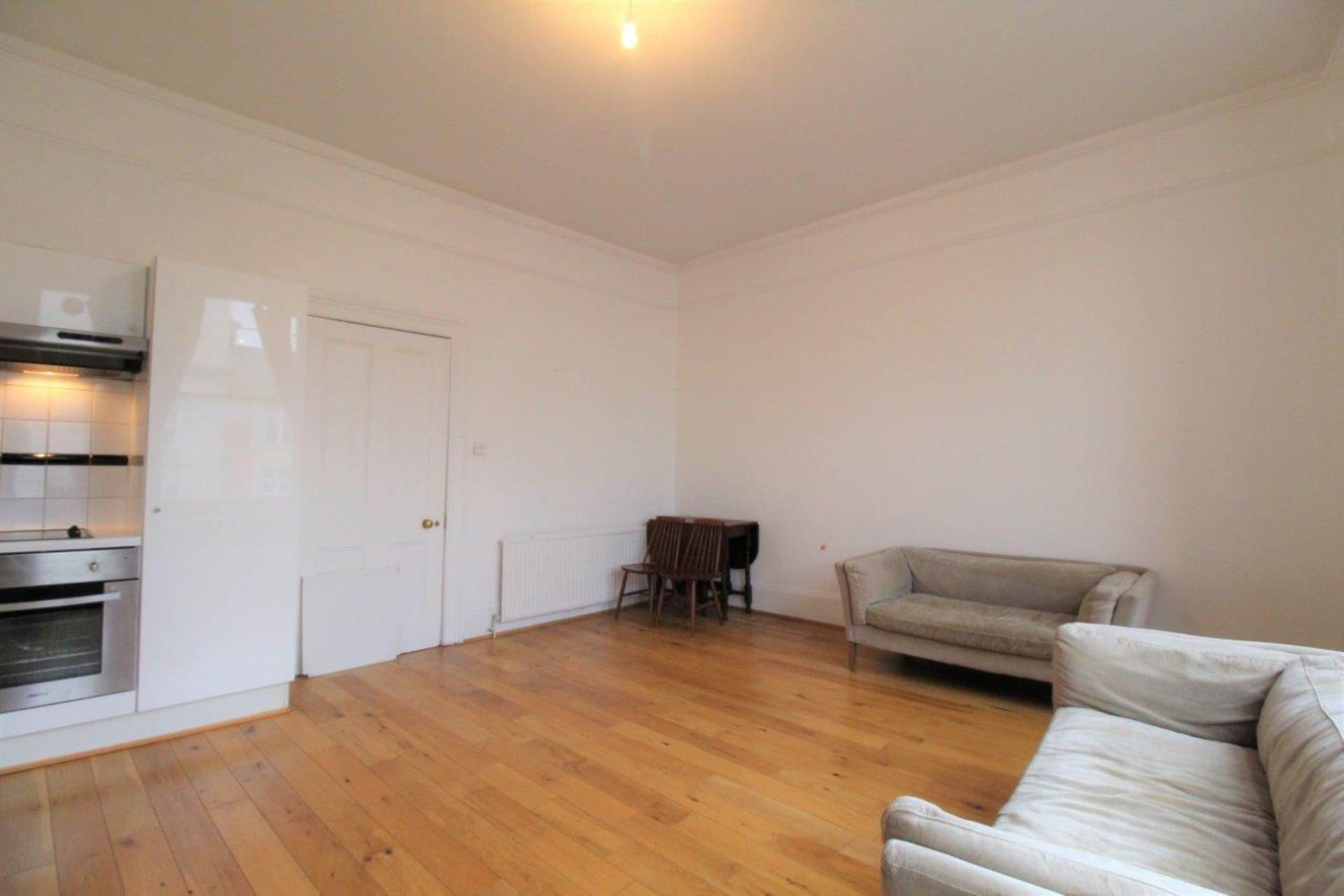 ロンドン W11 1PN 1ベッドフラット 賃貸物件の内外装写真-3