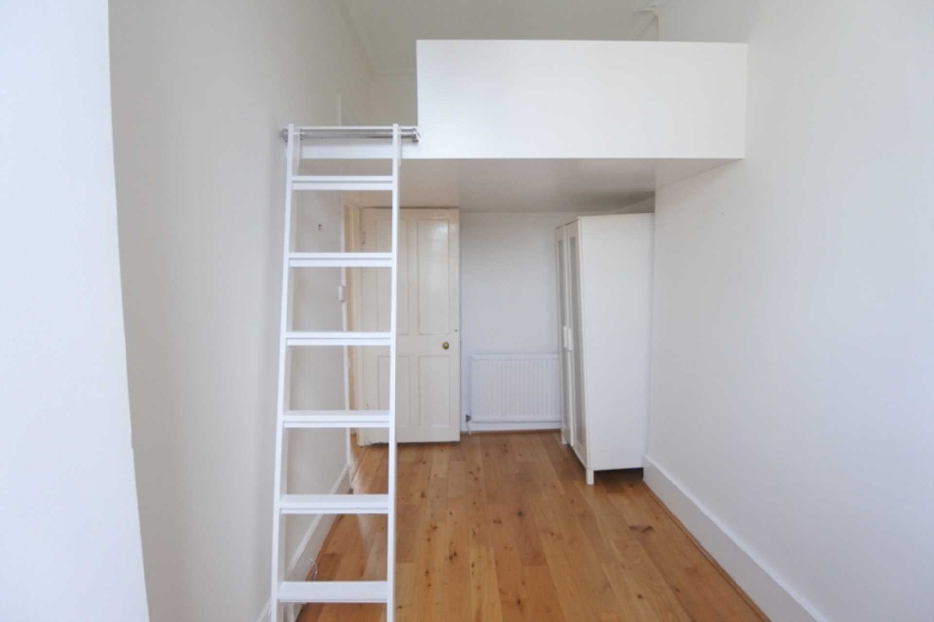 ロンドン W11 1PN 1ベッドフラット 賃貸物件の内外装写真-5