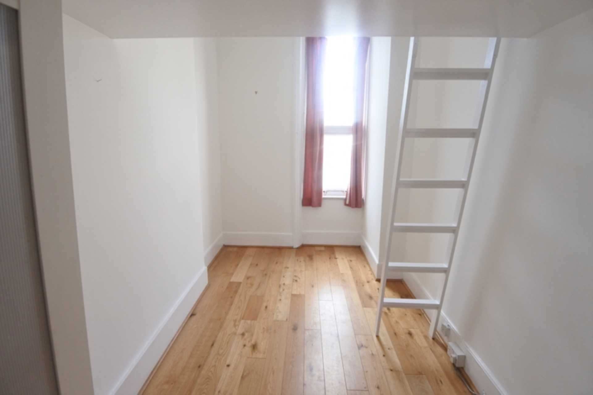 ロンドン W11 1PN 1ベッドフラット 賃貸物件の内外装写真-6