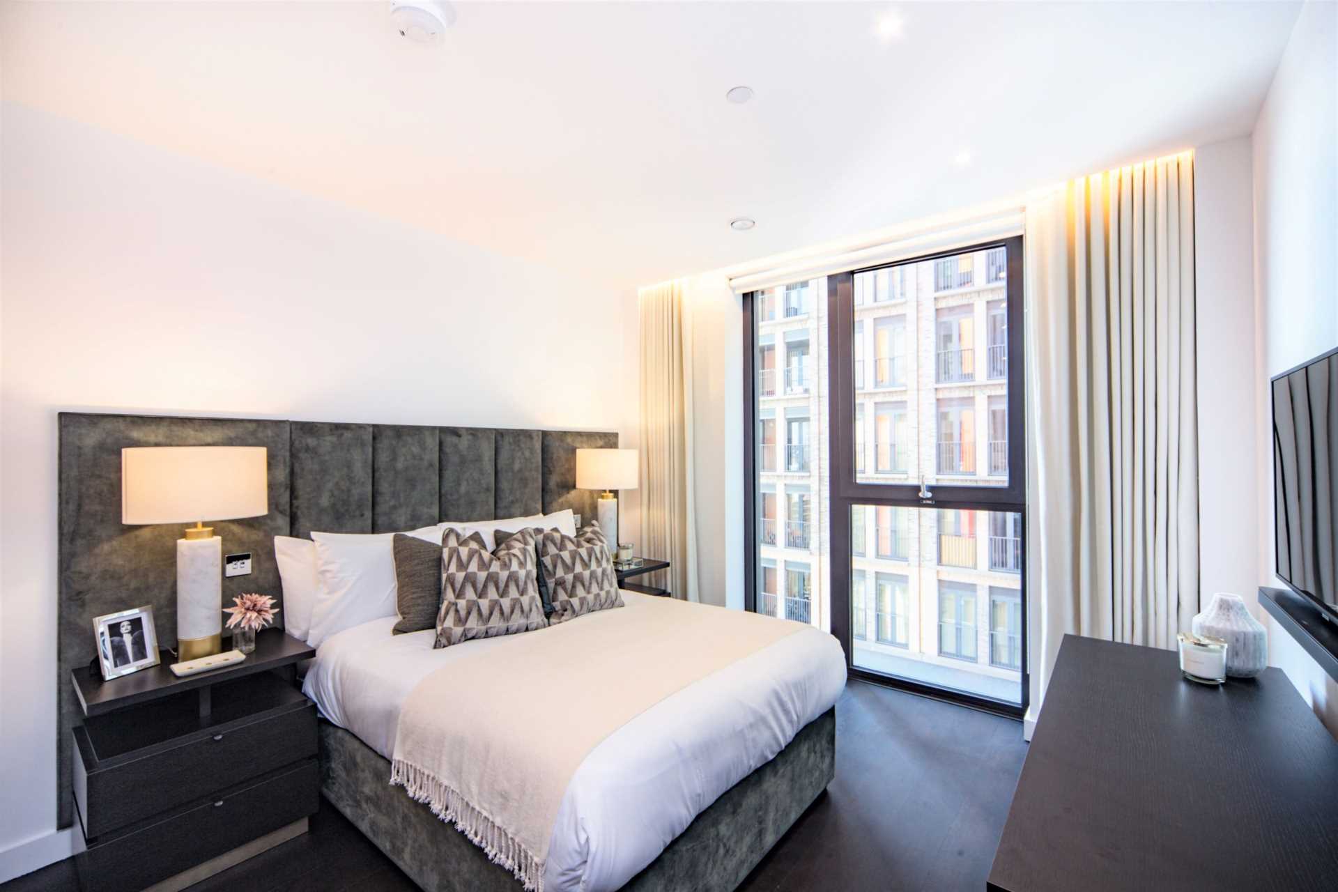 London SW11 7AG 2 bed flat rental property internal/external image-6