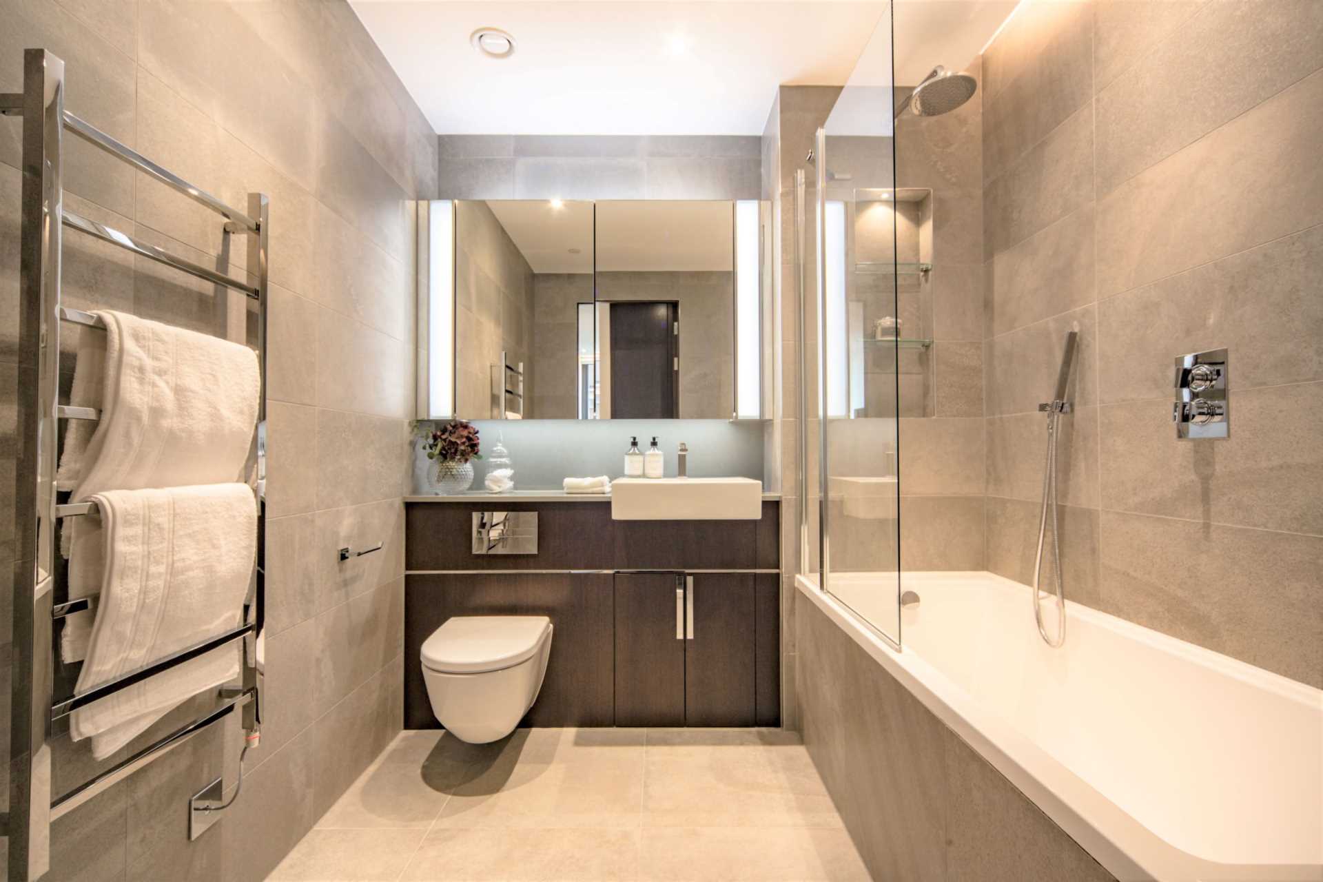 London SW11 7AG 2 bed flat rental property internal/external image-9