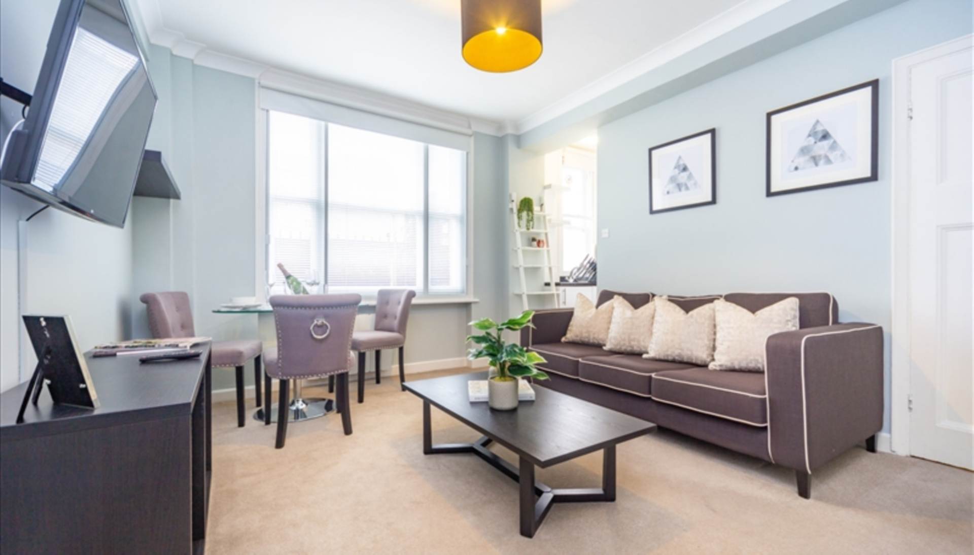 1 bed flat to rent | Hill Street, London W1J Picure-1