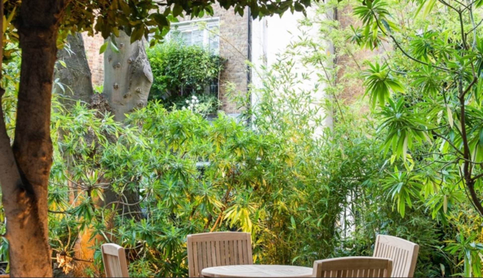 London W1J 5NA 1 bed flat rental property internal/external image-12
