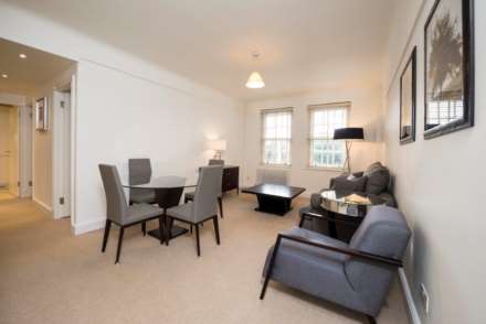 2 bed apartment to rent in London SW3