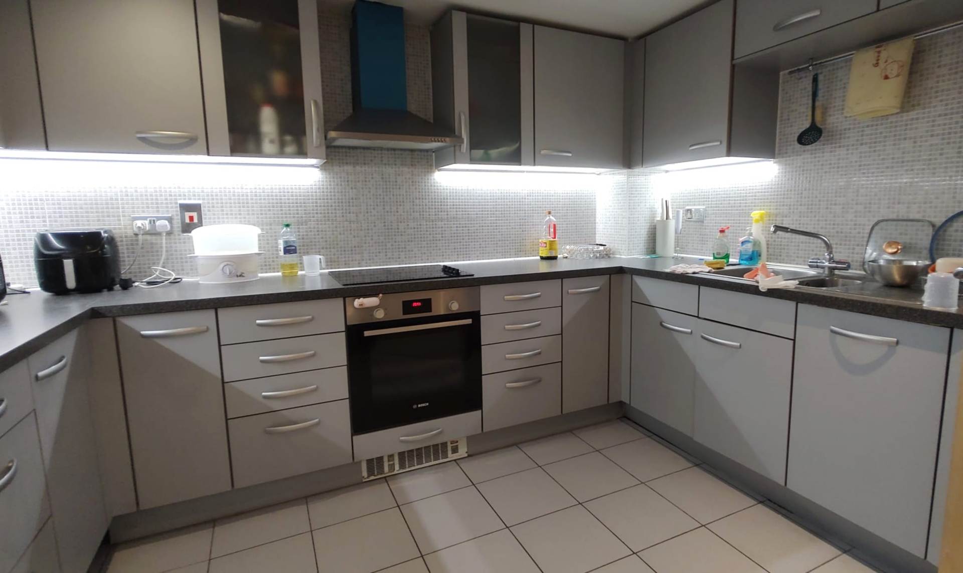 London W5 3BF 3 bed flat rental property internal/external image-4