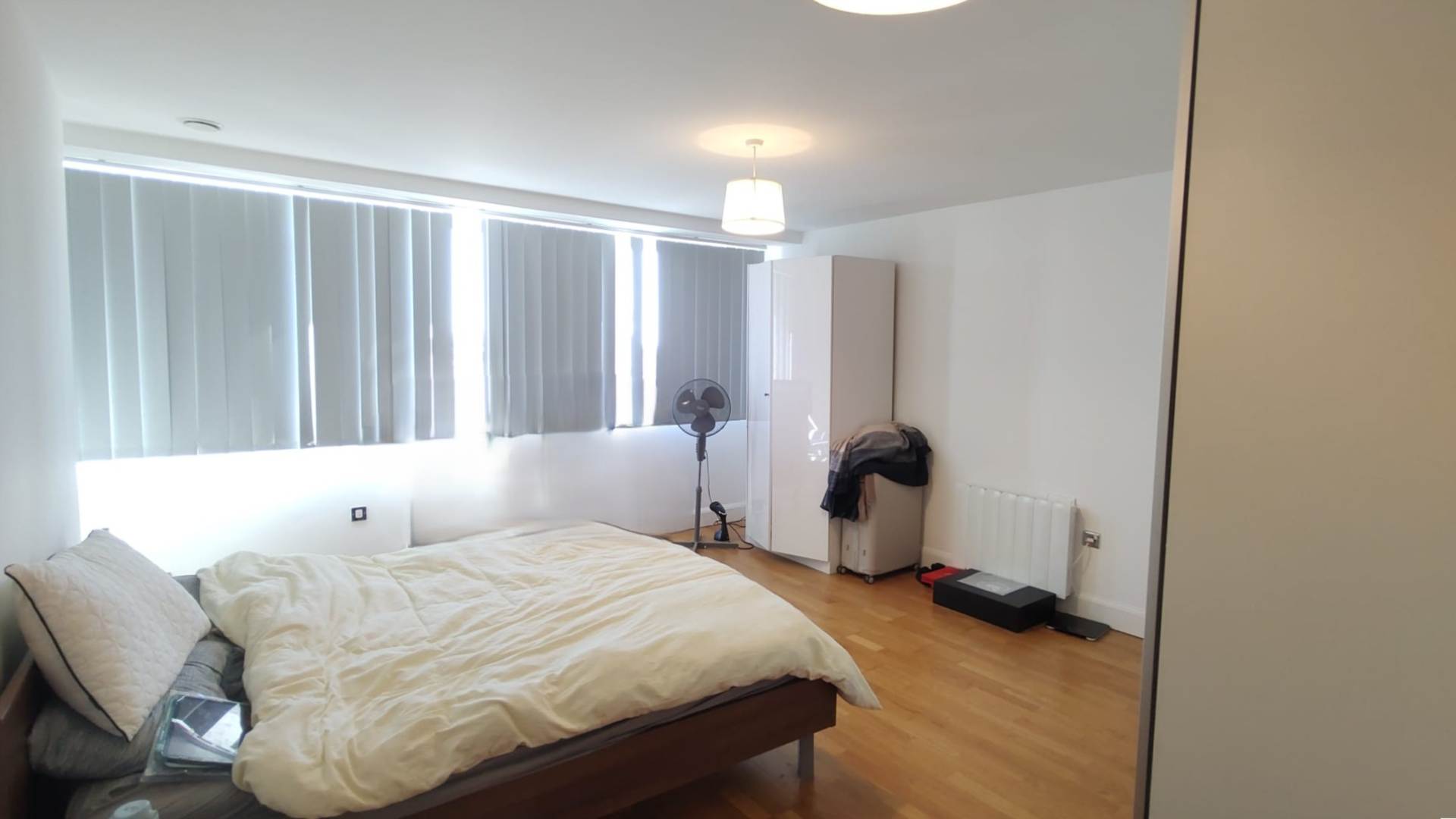 London W5 3BF 3 bed flat rental property internal/external image-6