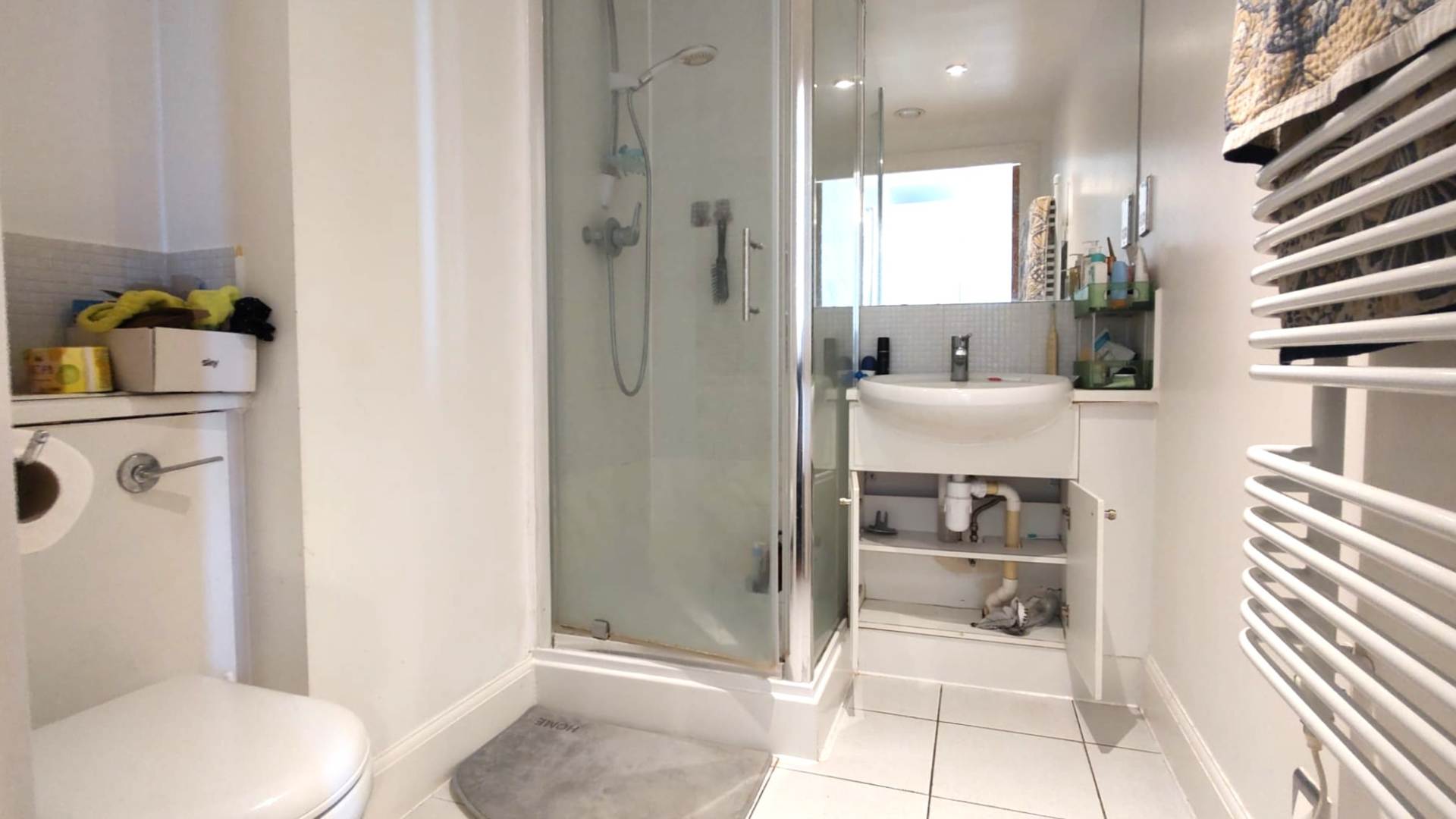 London W5 3BF 3 bed flat rental property internal/external image-7