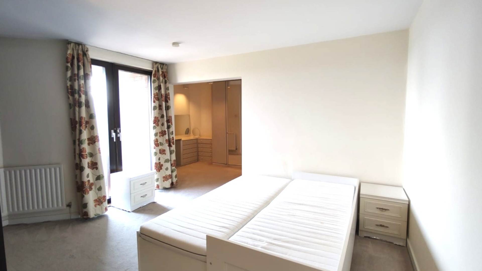 London NW3 6HT 2 bed flat rental property internal/external image-4