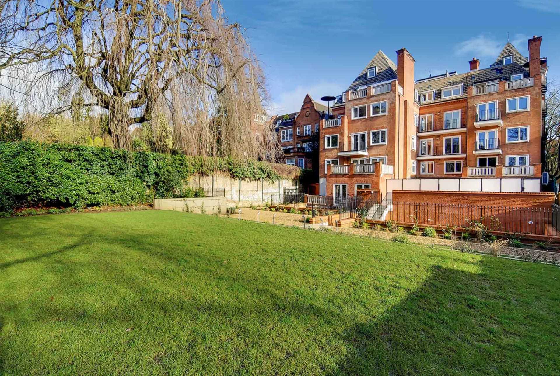 1 bed flat to rent | Fitzjohns Avenue, London NW3 Picure-1