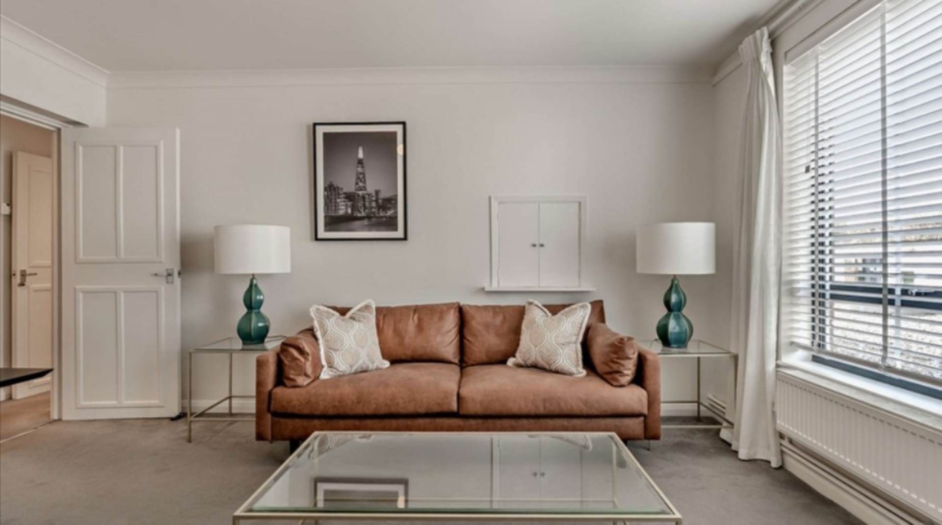 2 bed flat to rent | Fulham Road, London SW3 Picure-1