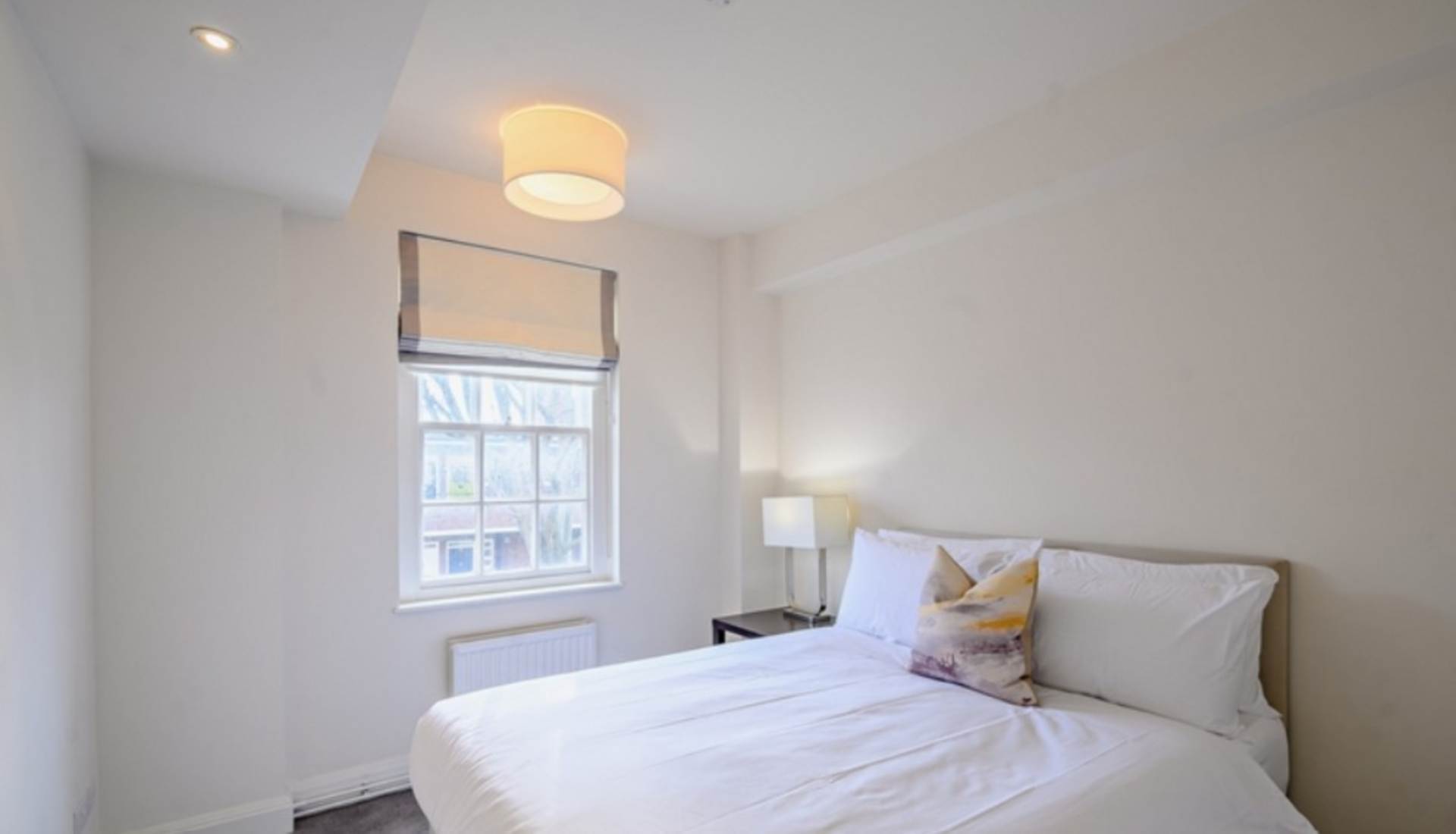 London SW3 6SH 2 bed flat rental property internal/external image-4