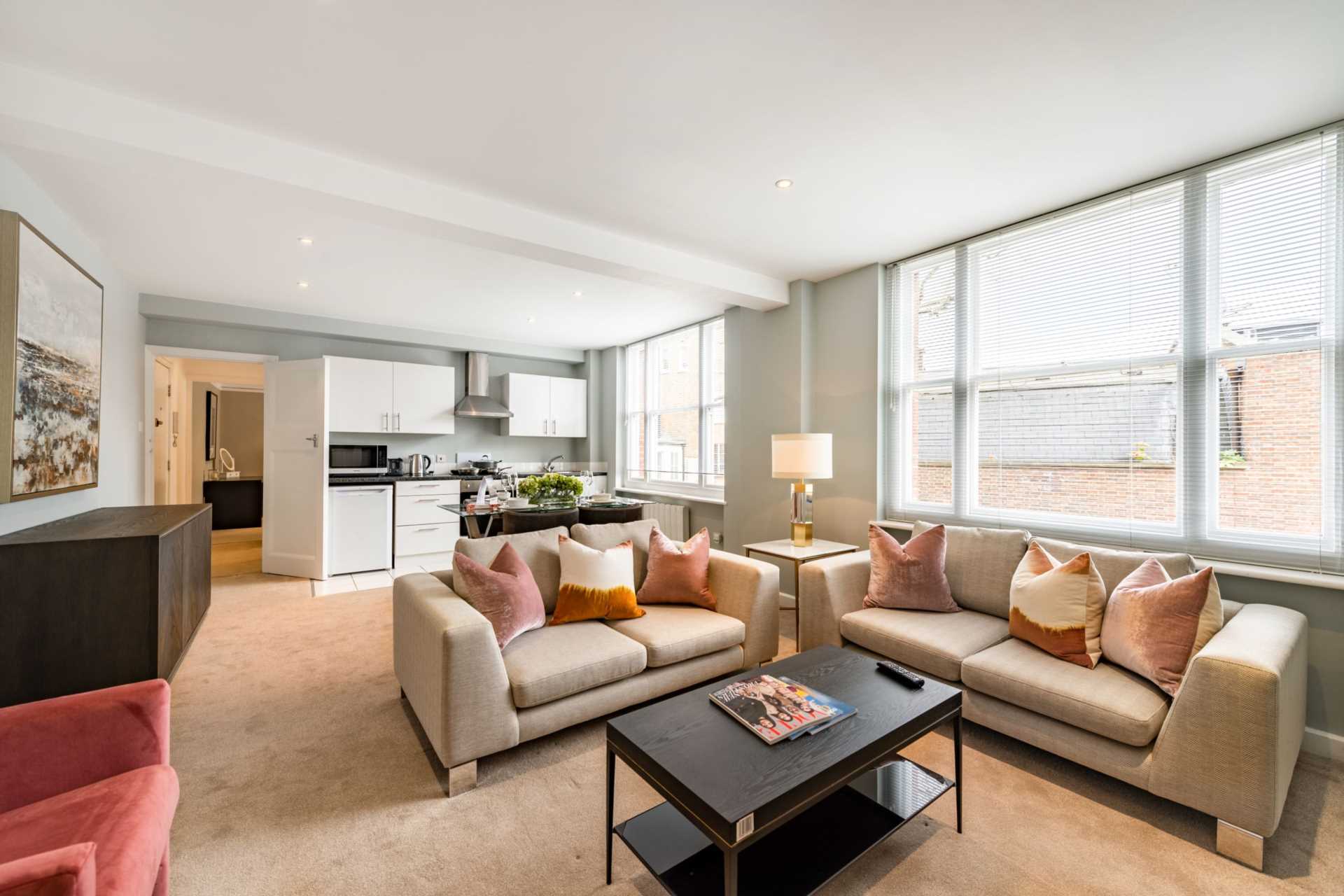 London W1J 5NA 1 bed apartment rental property internal/external image-3