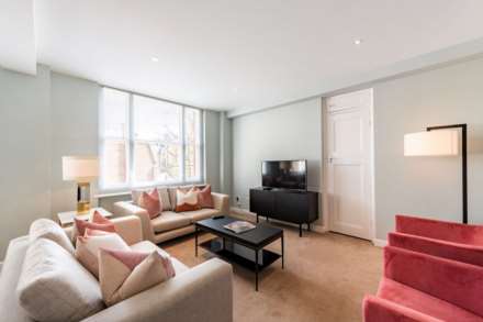 1 bed apartment to rent in London W1J