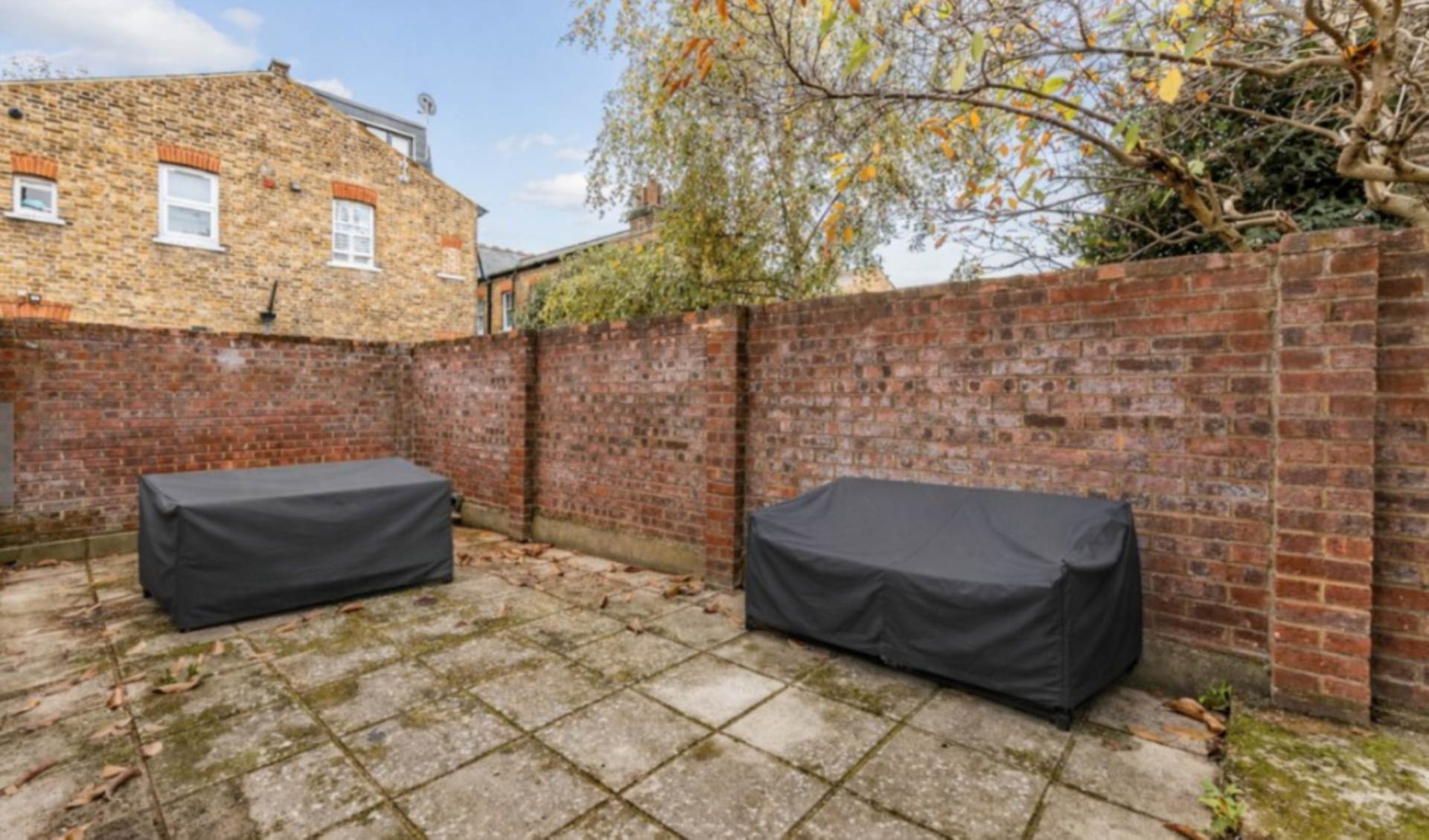 London W5 4SL 3 bed maisonette rental property internal/external image-8