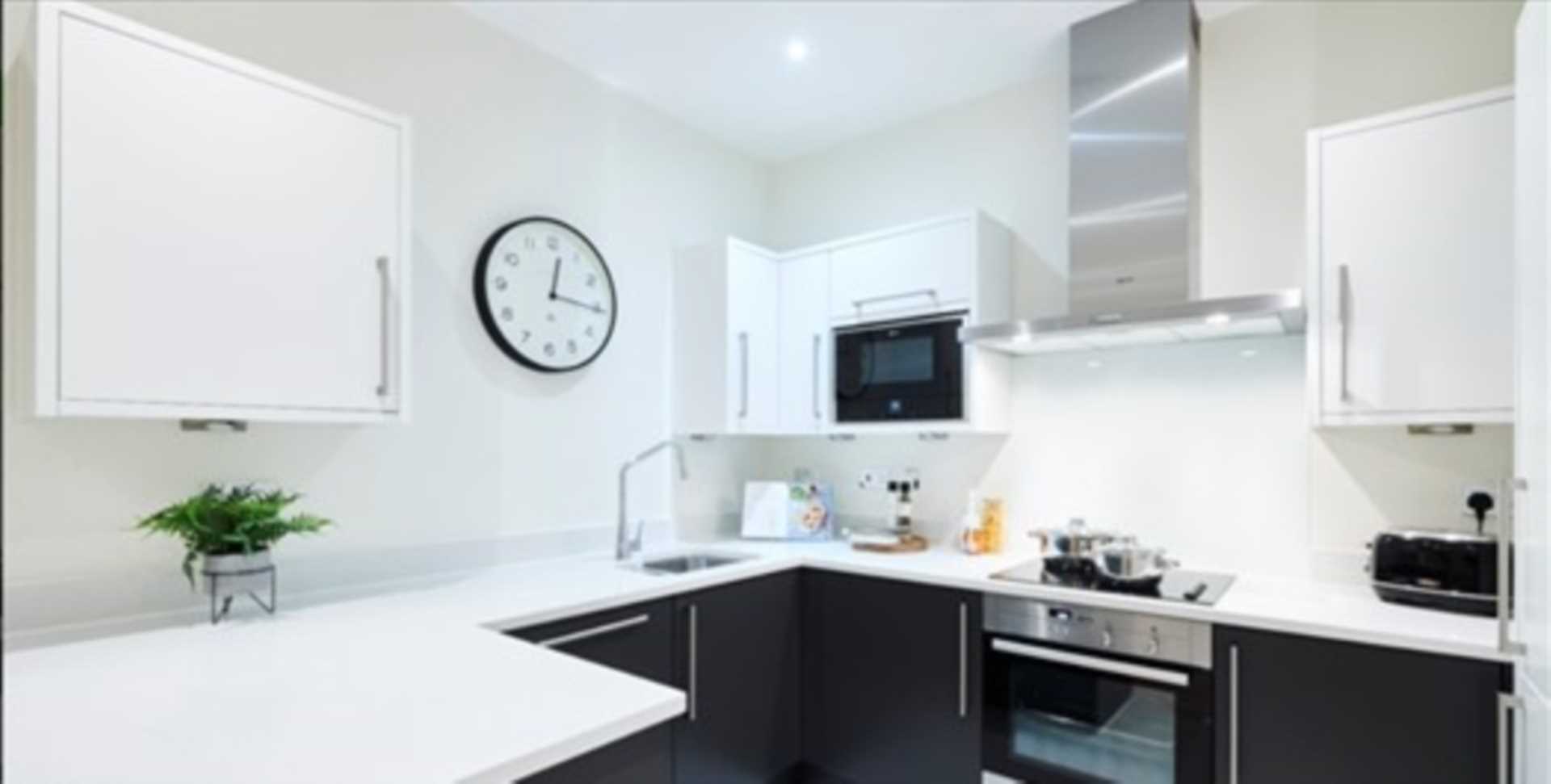 London W6 9UF 1 bed flat rental property internal/external image-2