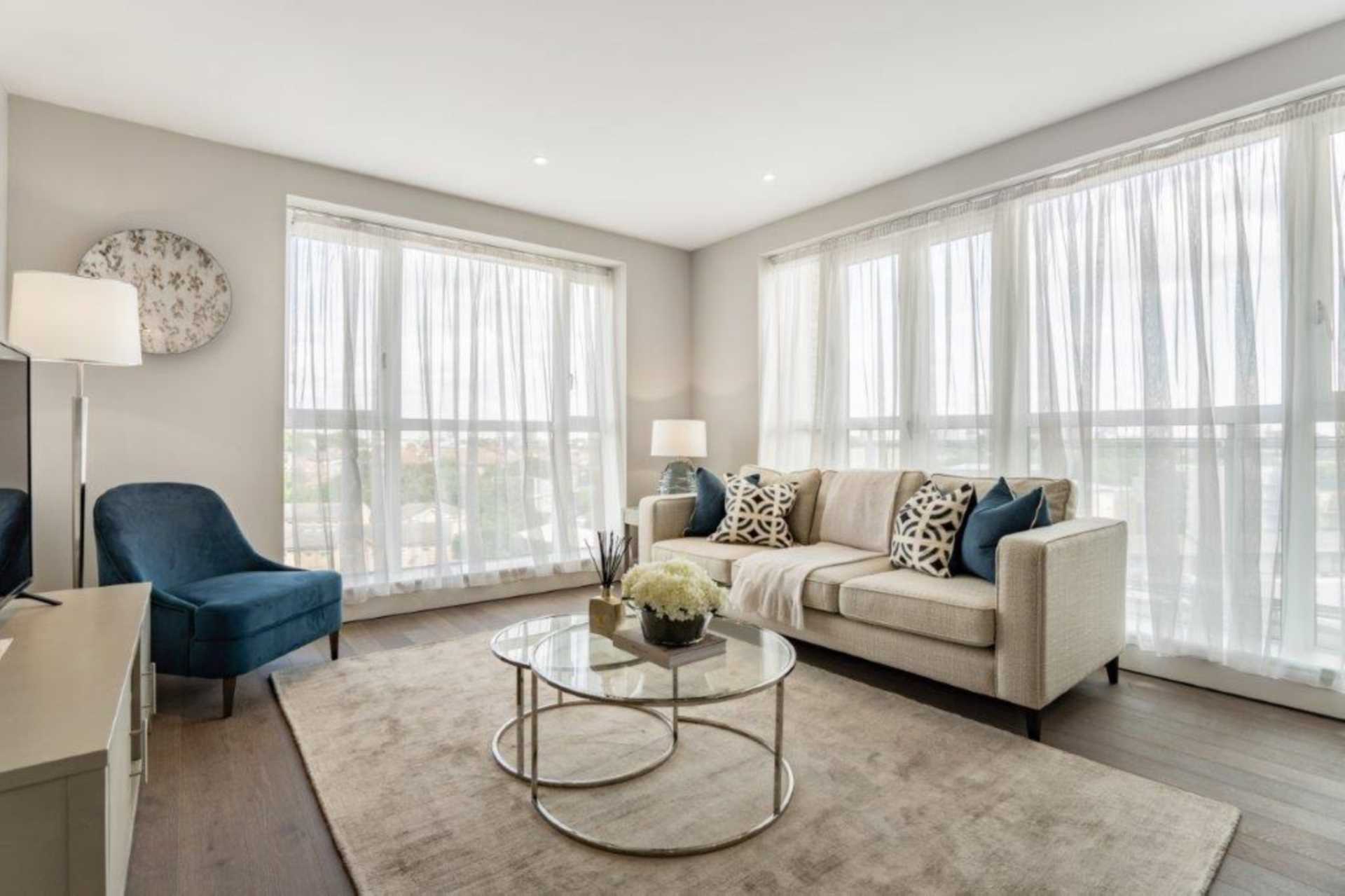 ロンドン E14 8RW 2ベッドフラット 賃貸物件の内外装写真-2