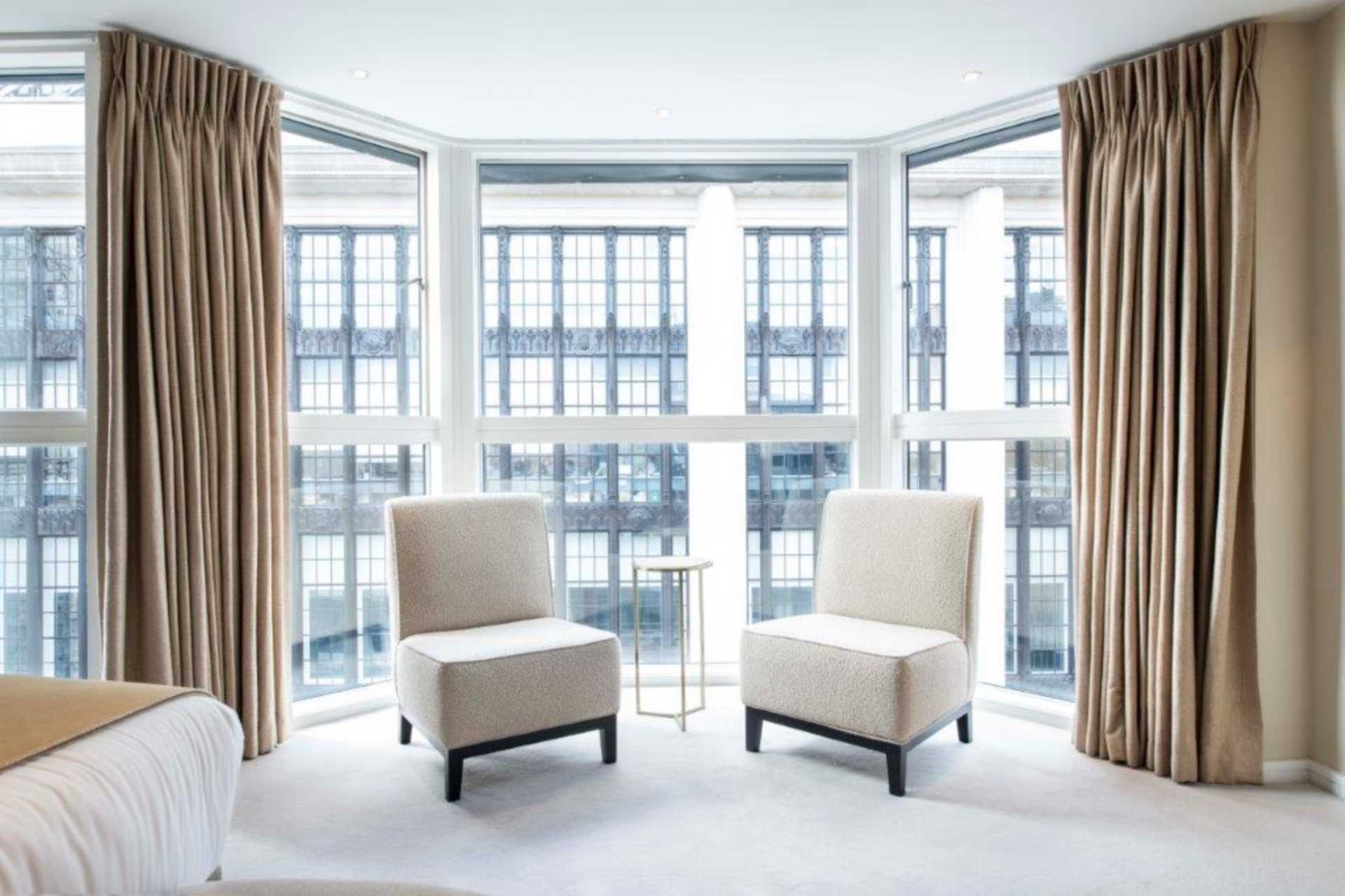 London W8 5EH 3 bed flat rental property internal/external image-6