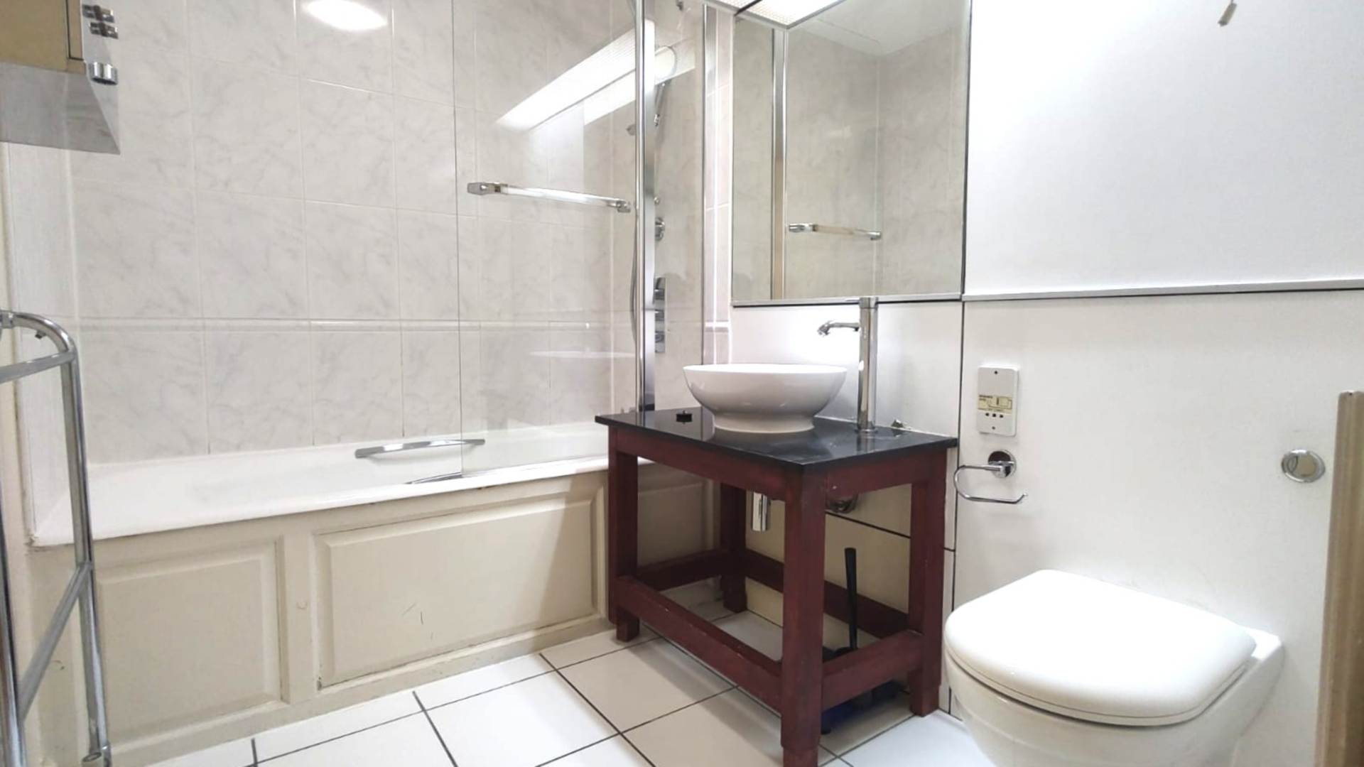 London NW3 6HT 2 bed maisonette rental property internal/external image-10