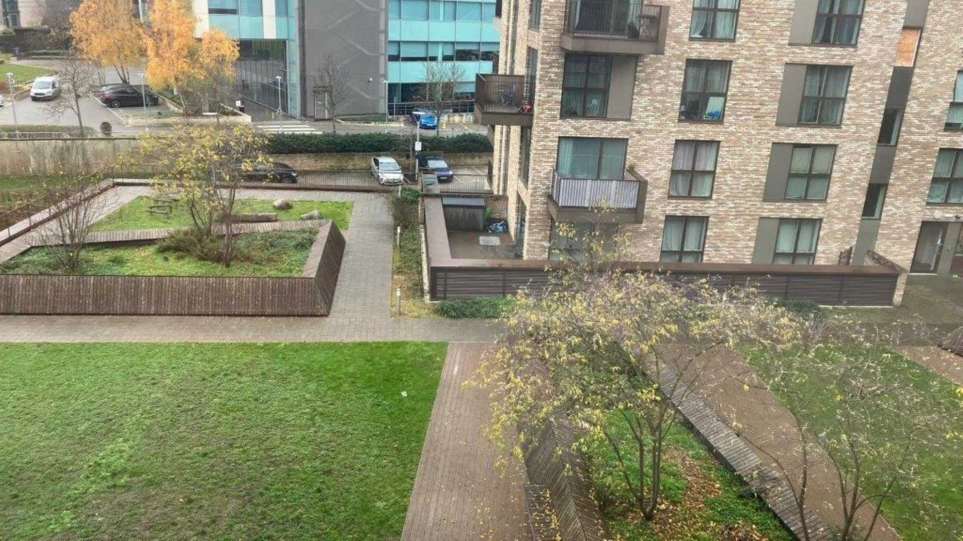 London NW10 7GB 2 bed flat rental property internal/external image-7