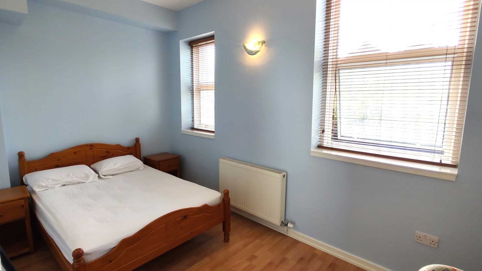 London N1 9BU 1 bed flat rental property internal/external image-4