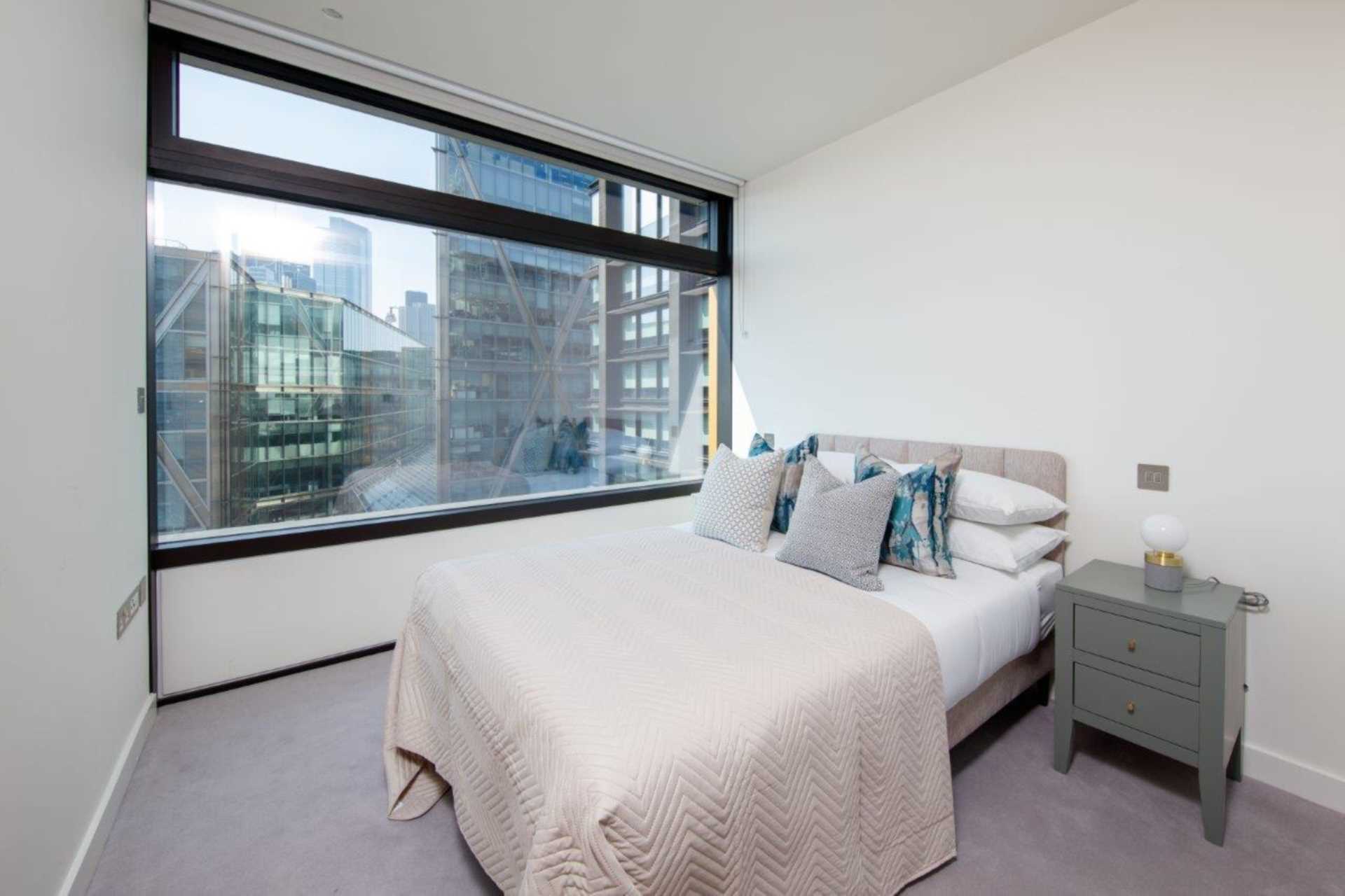 London EC2A 2BA 2 bed flat sales property internal/external image-6