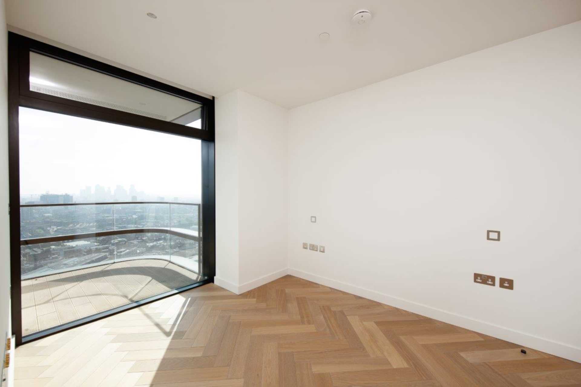 London EC2A 2FA 1 bed flat sales property internal/external image-5