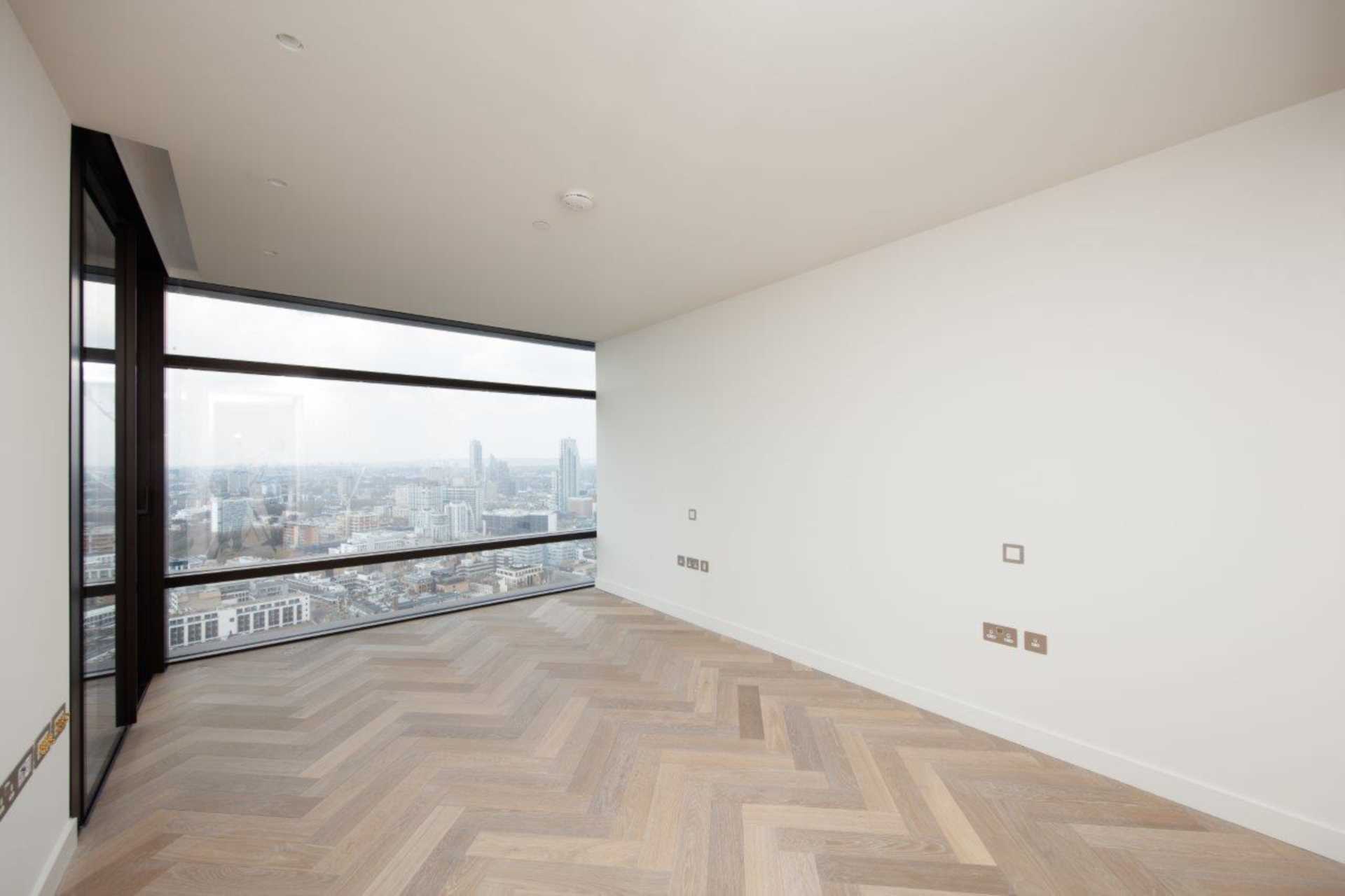 London EC2A 2FA 2 bed flat sales property internal/external image-10
