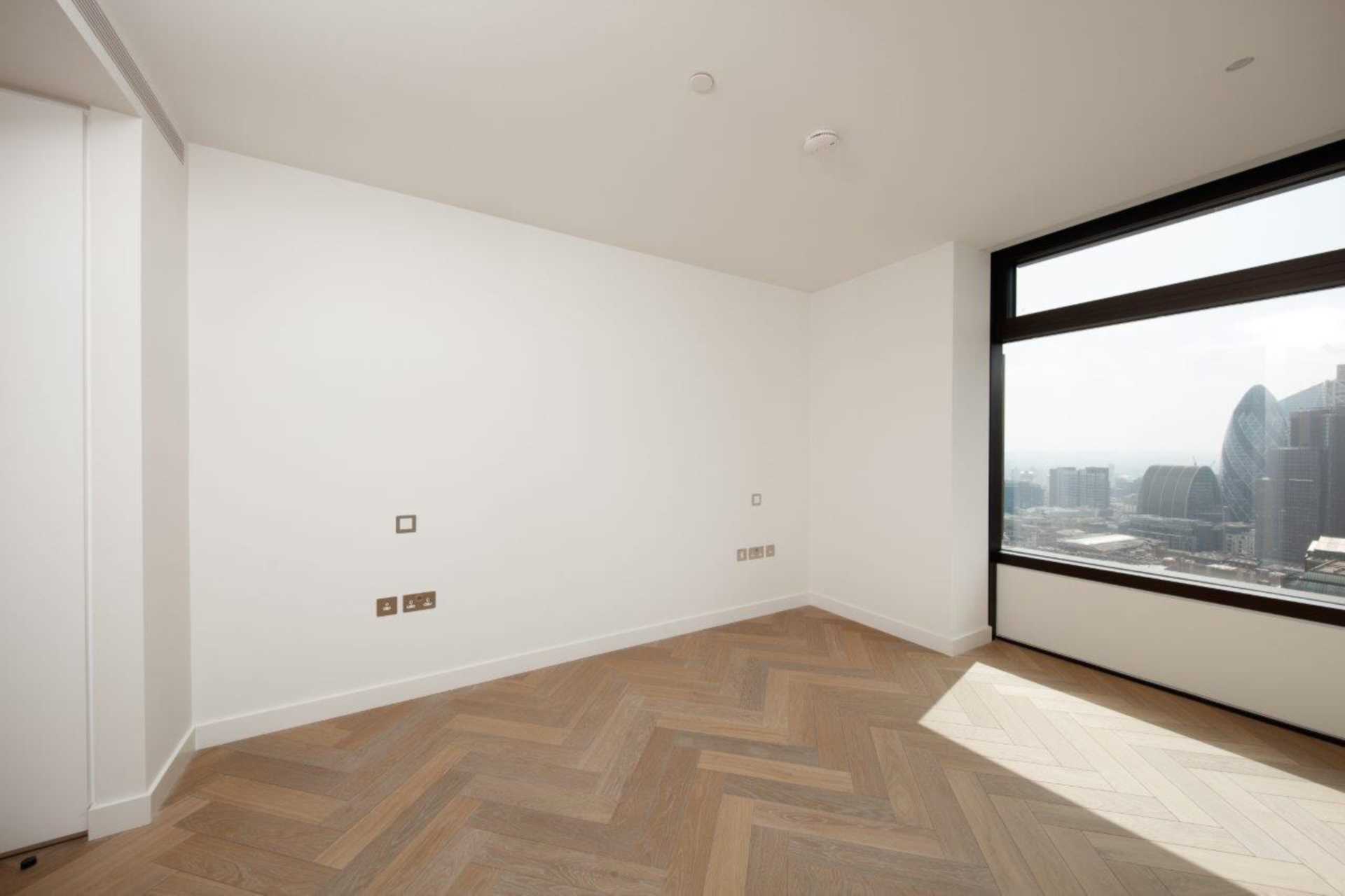 London EC2A 2FA 2 bed flat sales property internal/external image-8