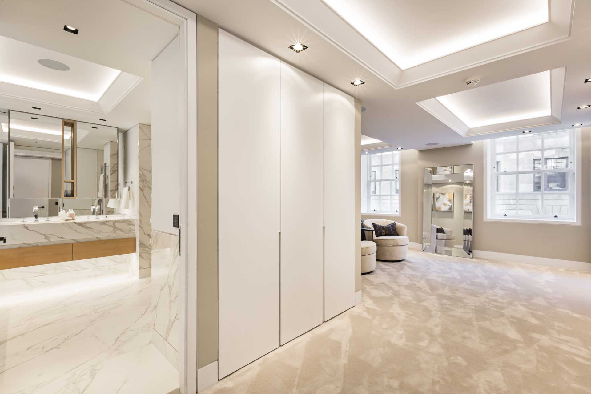 London W1W 5NA 1 bed block of apartments sales property internal/external image-6