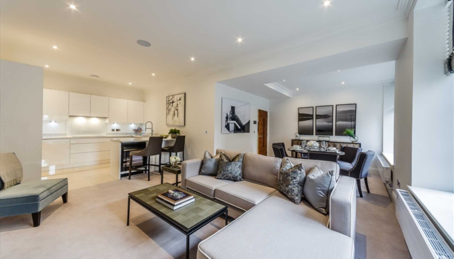 London W6 9UF 2 bed flat rental property internal/external image-1