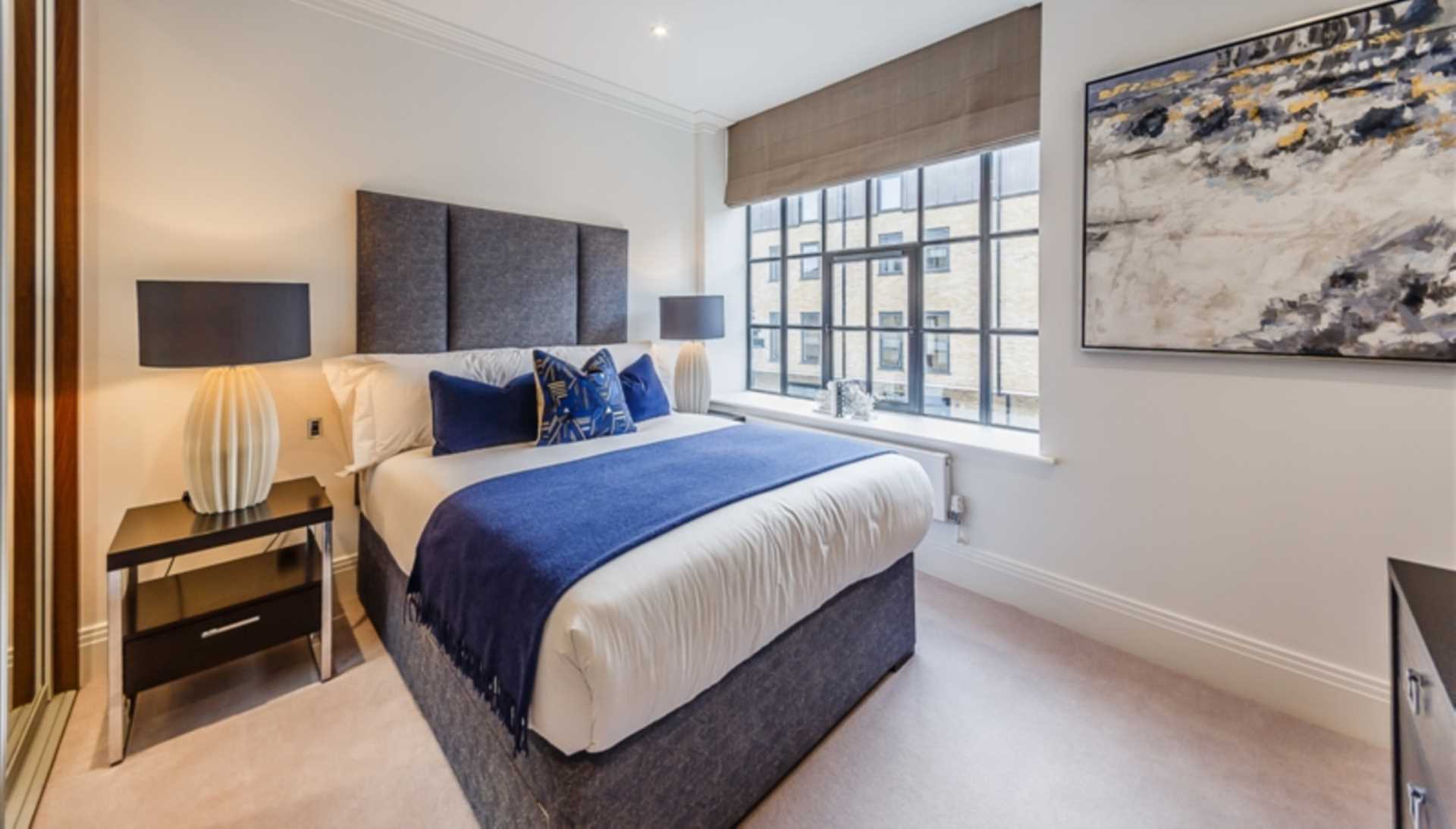 London W6 9UF 2 bed flat rental property internal/external image-4