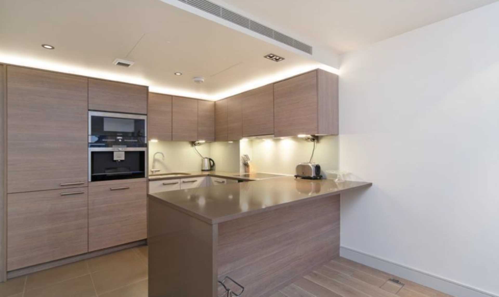 London SW6 2FB 2 bed flat sales property internal/external image-3