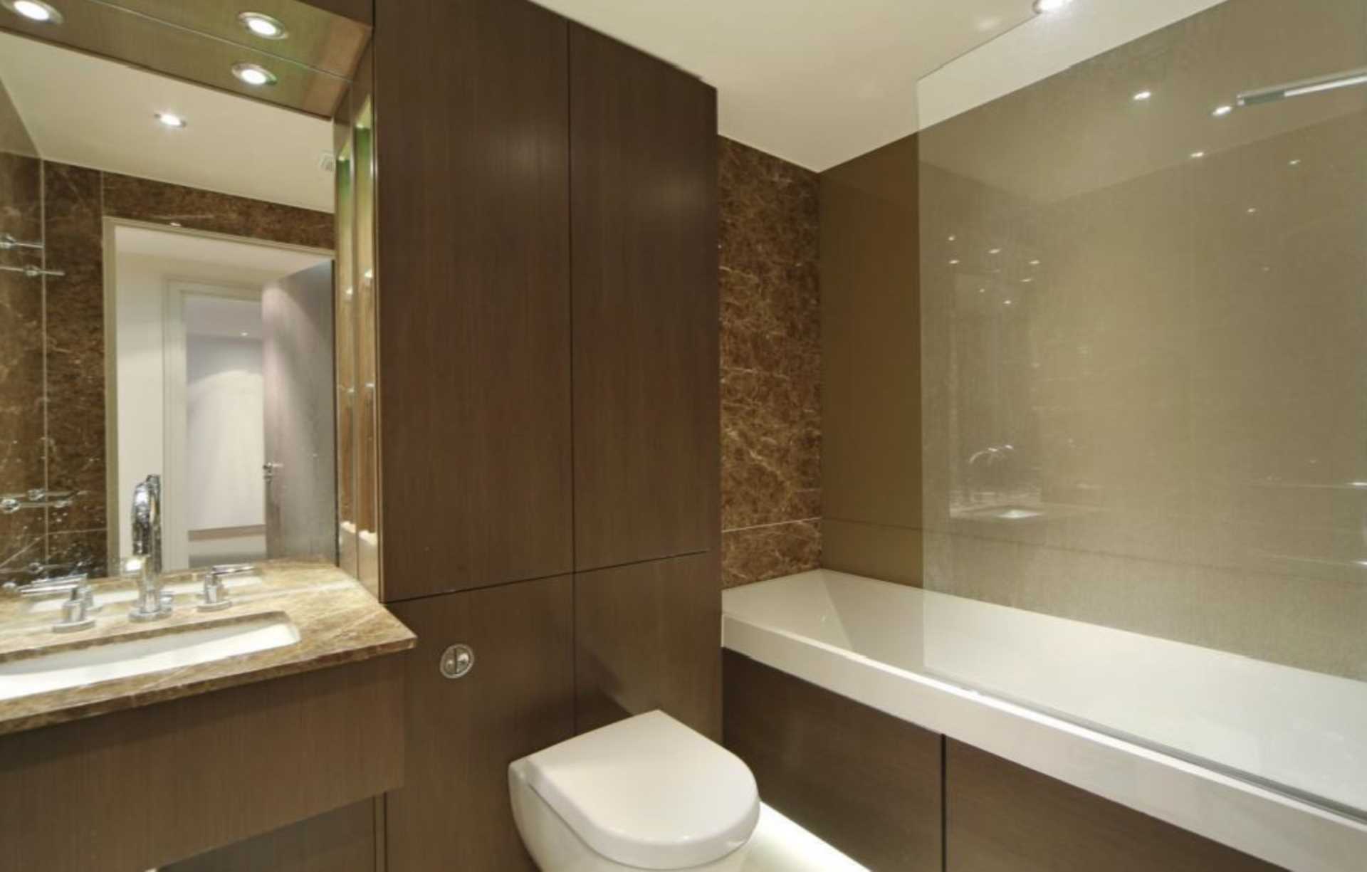 London SW6 2FB 2 bed flat sales property internal/external image-6