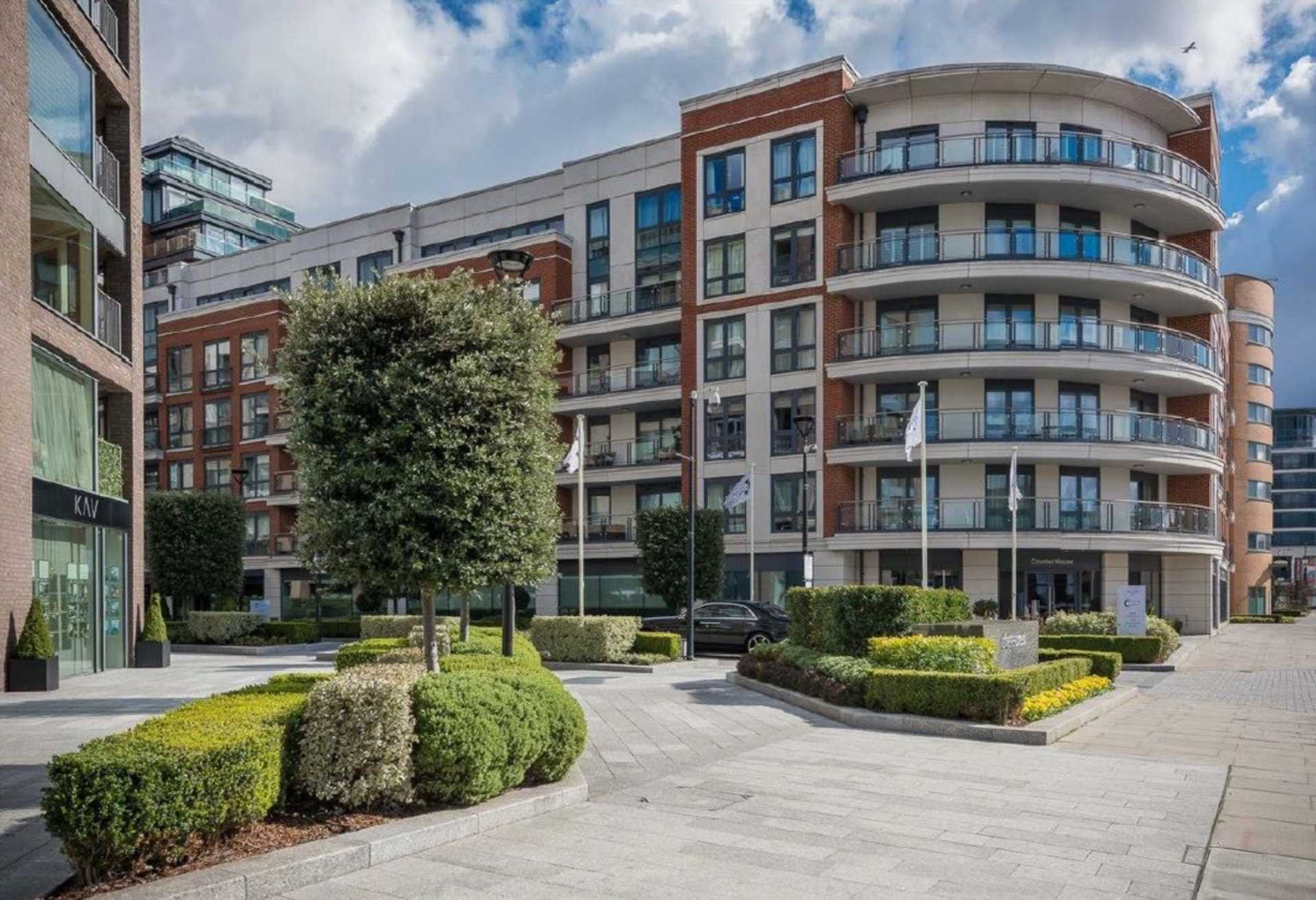 London SW6 2FB 2 bed flat sales property internal/external image-8