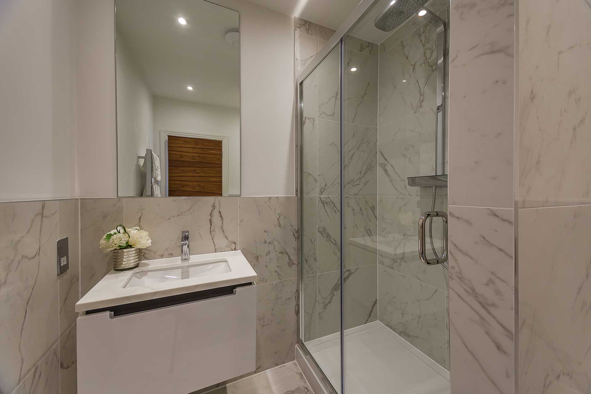 London W6 9UF 3 bed penthouse rental property internal/external image-9