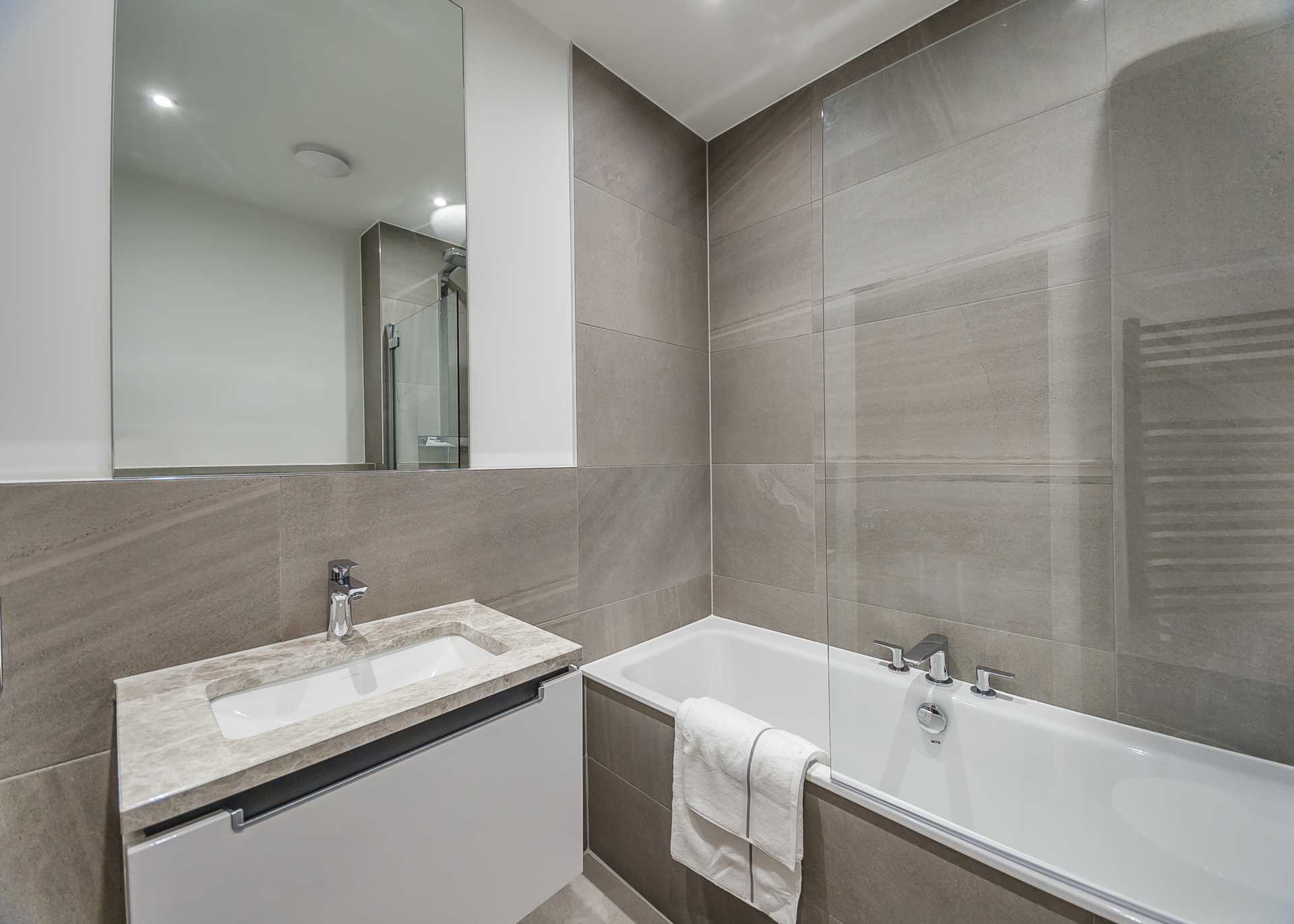London W6 9UF 3 bed penthouse rental property internal/external image-7