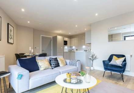 1 bed flat for sale in London N3