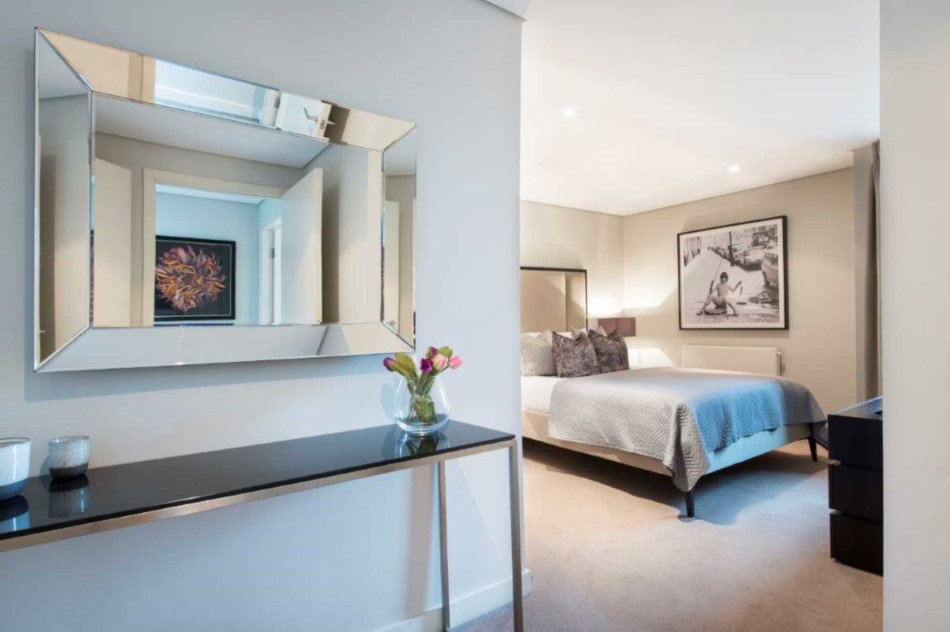 London W2 1AP 3 bed flat rental property internal/external image-7