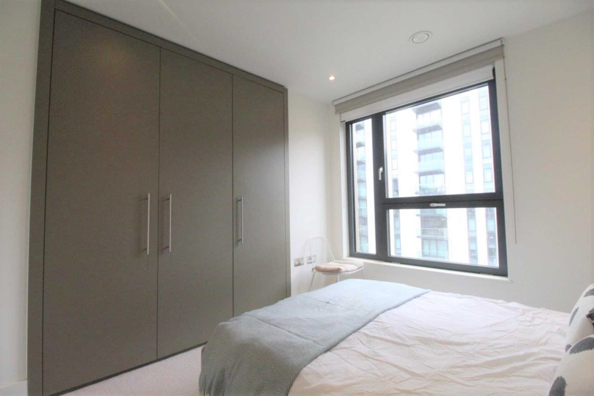 London HA9 0GH 2 bed flat sales property internal/external image-7