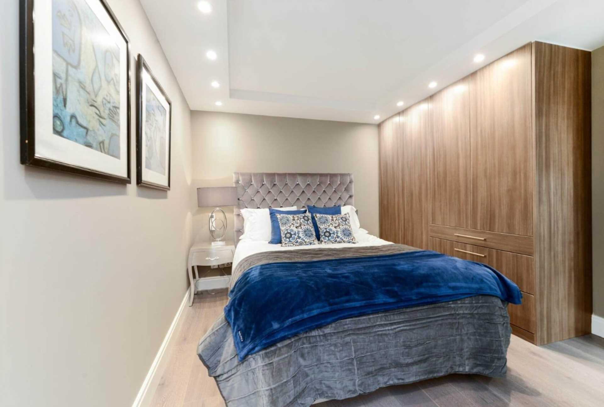 London NW3 6HT 2 bed flat rental property internal/external image-3