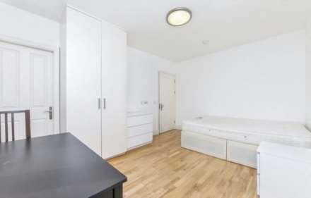 1 bed studio to rent in London W5