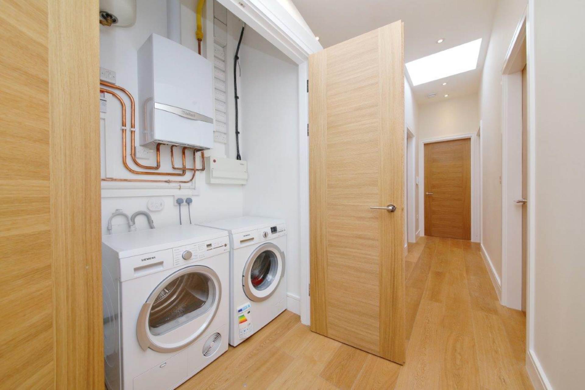 London NW11 8BL 3 bed flat rental property internal/external image-13