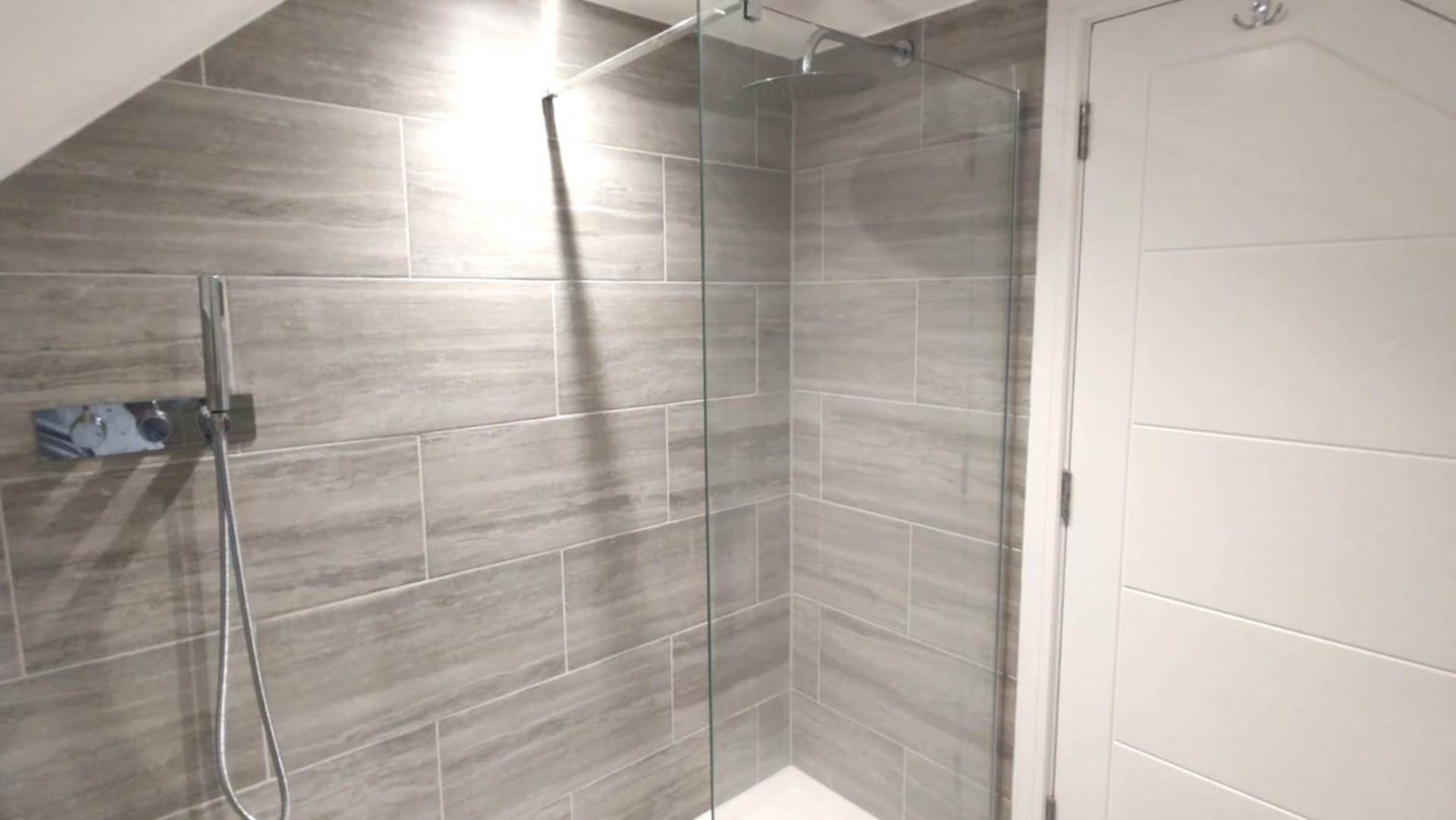 London NW11 8AD 1 bed flat rental property internal/external image-5