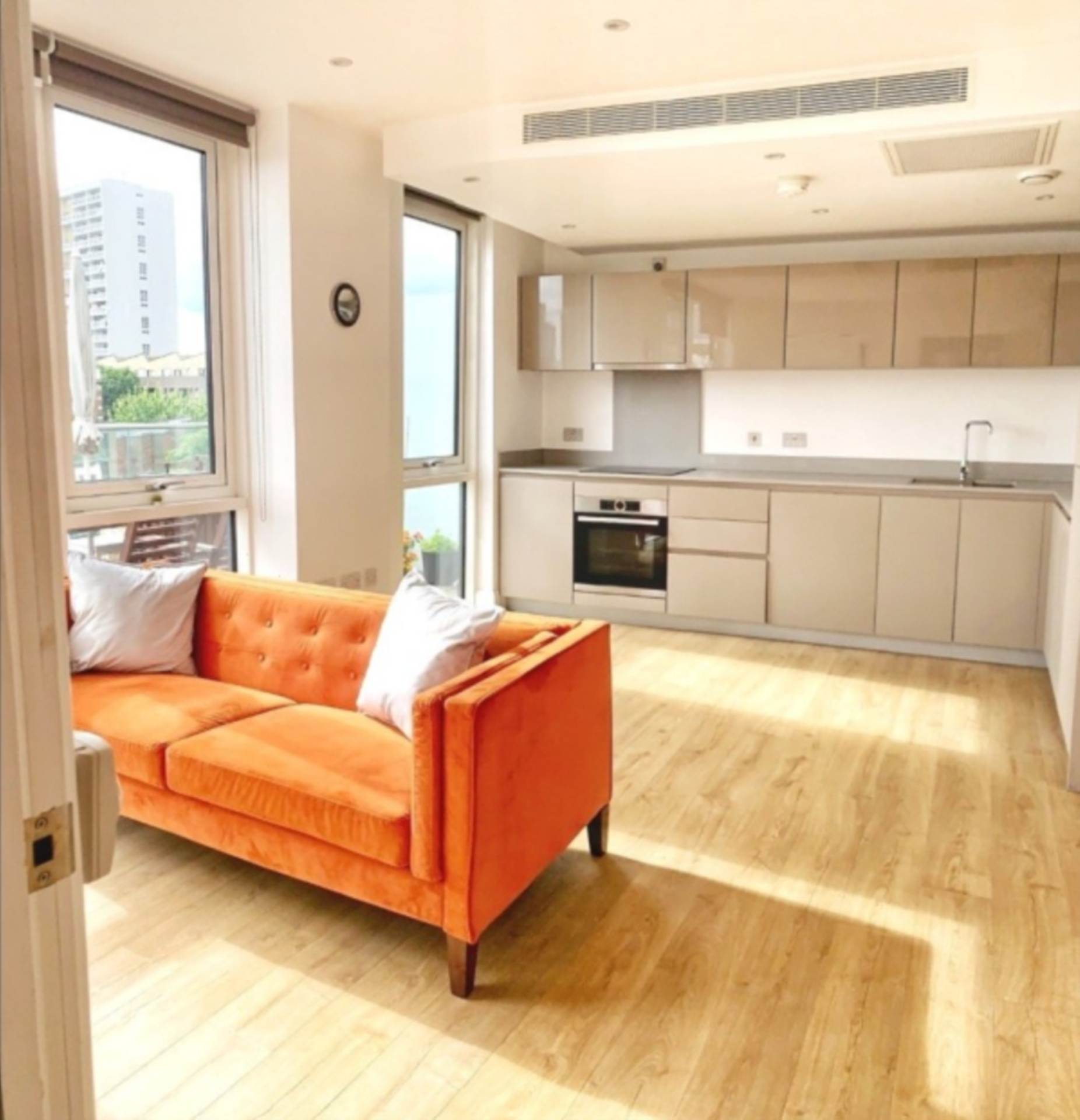 1 ベッド フラット ロンドン賃貸物件 | Violet Road, London E3 Picure-1