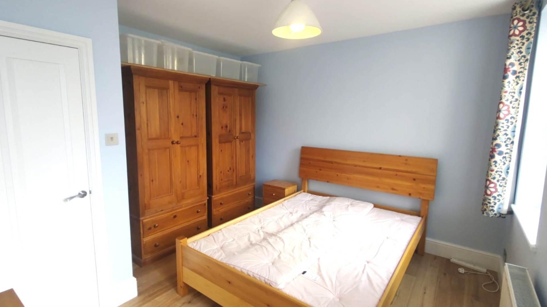 London NW3 1LF 3 bed flat rental property internal/external image-13