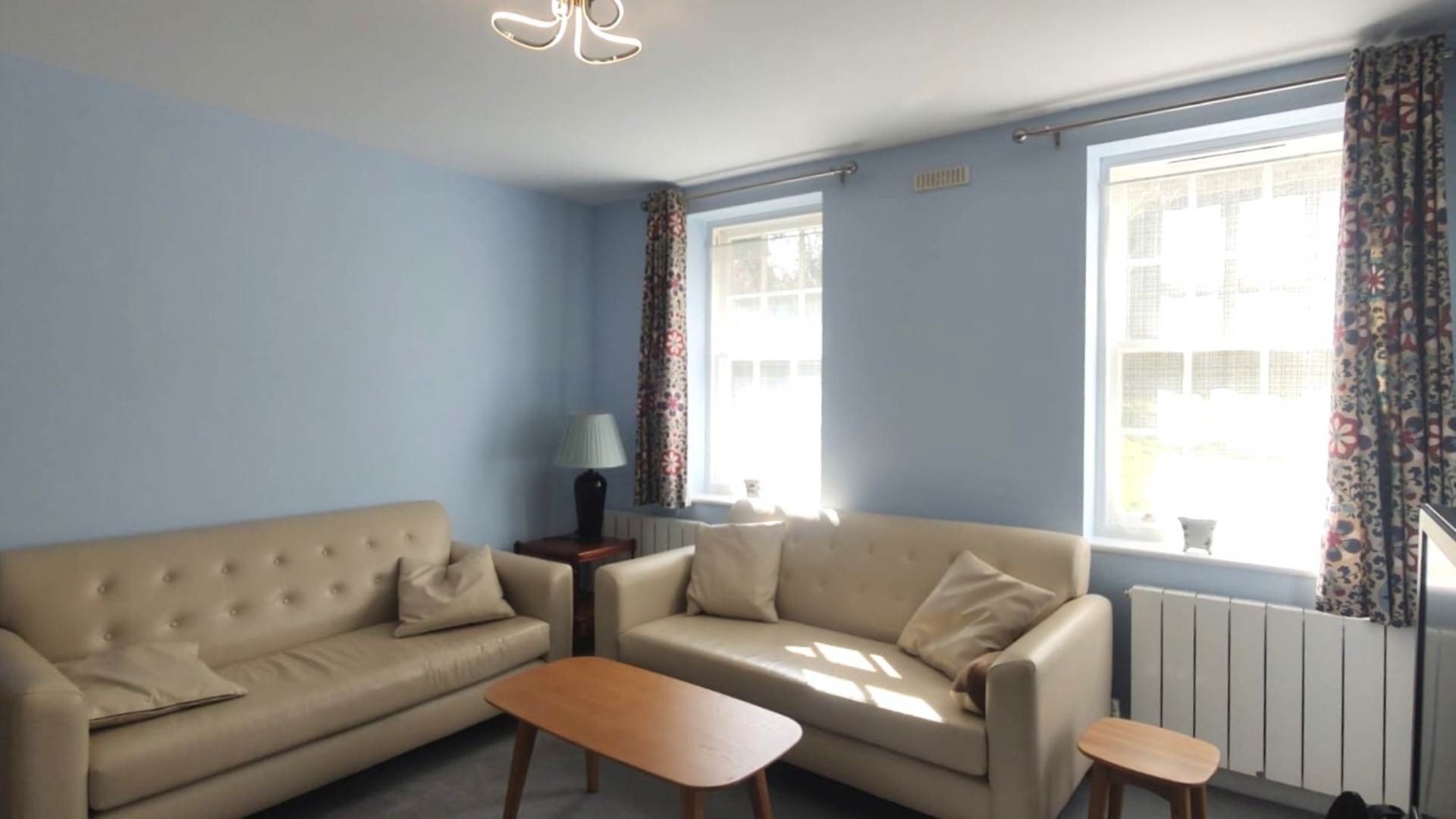 London NW3 1LF 3 bed flat rental property internal/external image-1