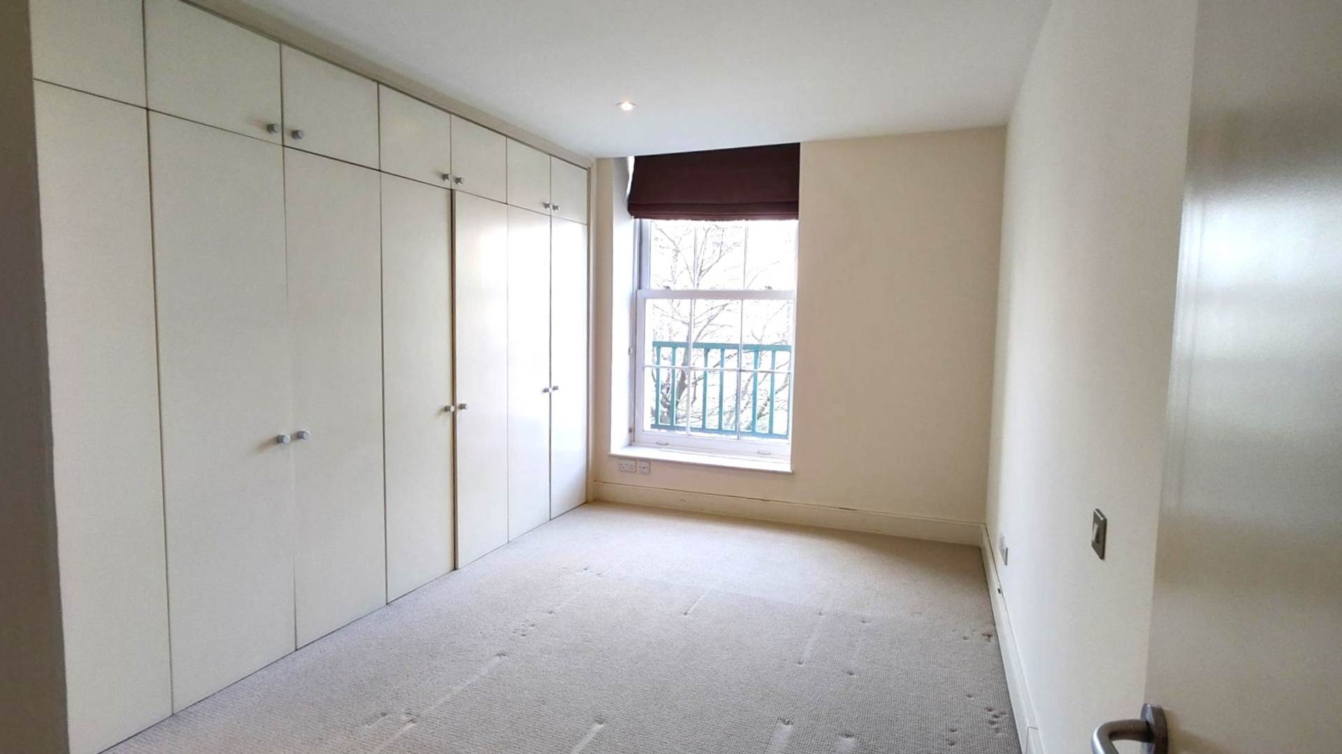 London W2 4TE 3 bed flat rental property internal/external image-4