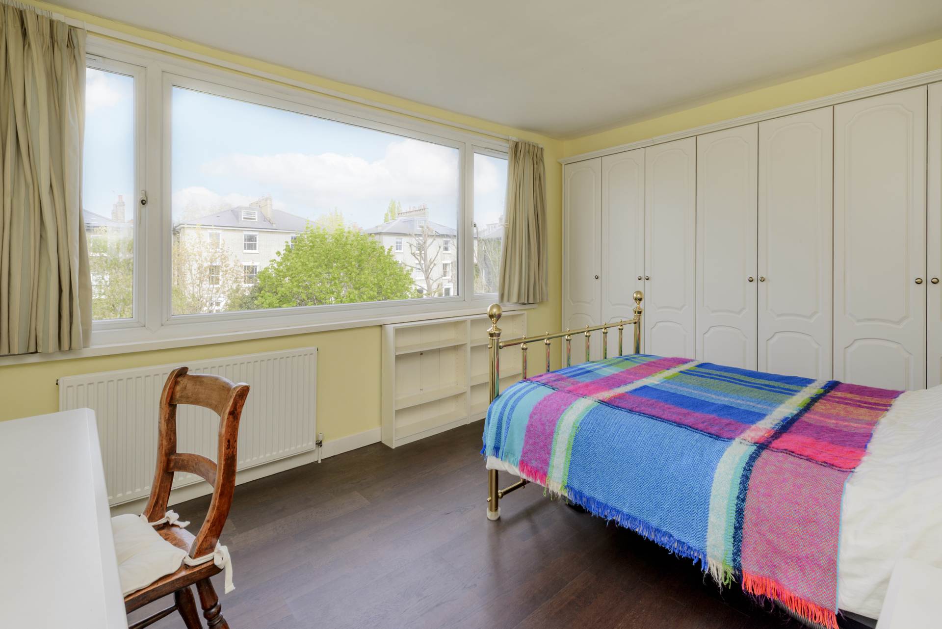 ロンドンNW3 4SS 1ベッドフラット 売買物件の内外装写真-5