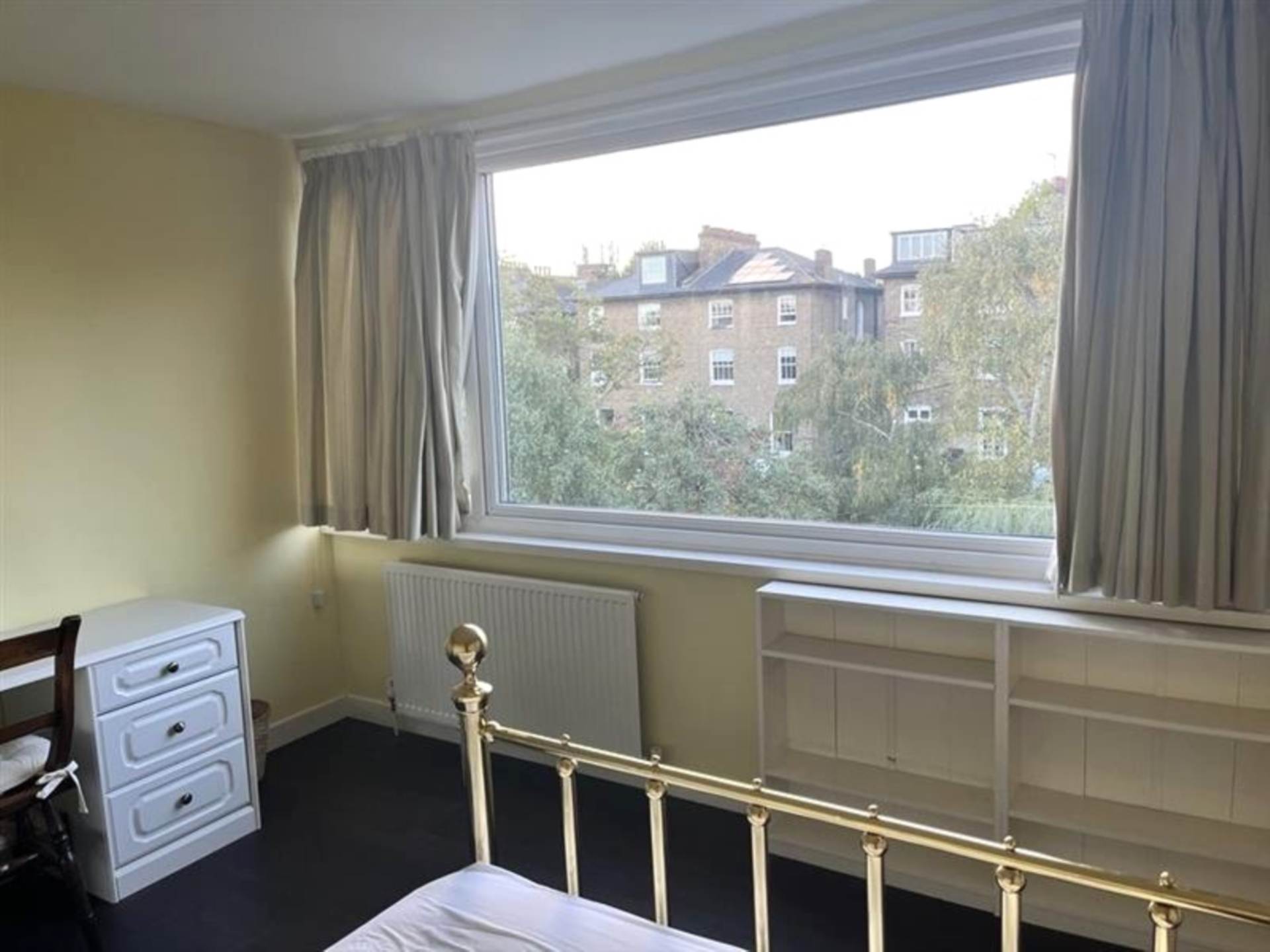 London NW3 4SS 1 bed flat sales property internal/external image-9