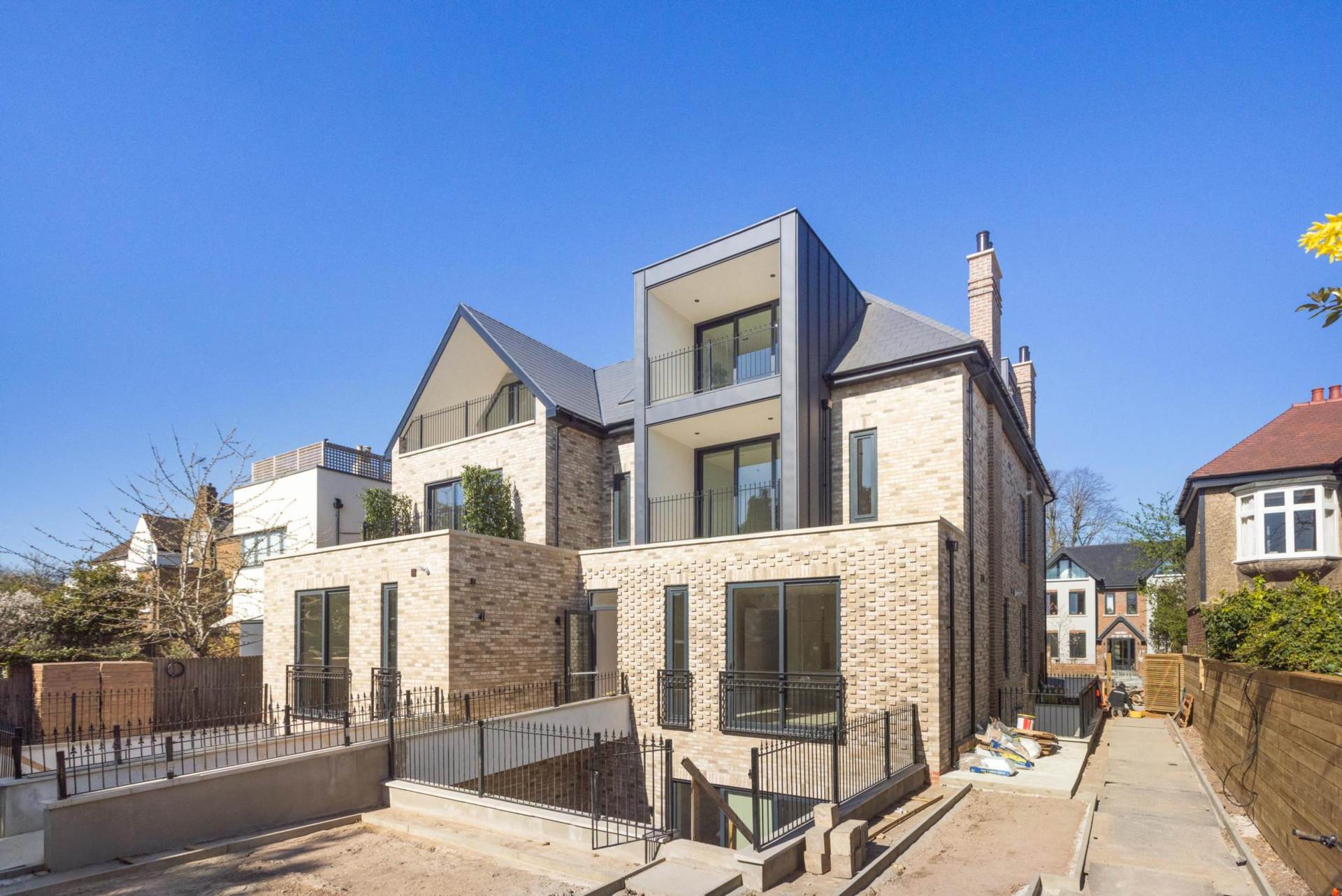 London W3 9HG 1 bed flat sales property internal/external image-6